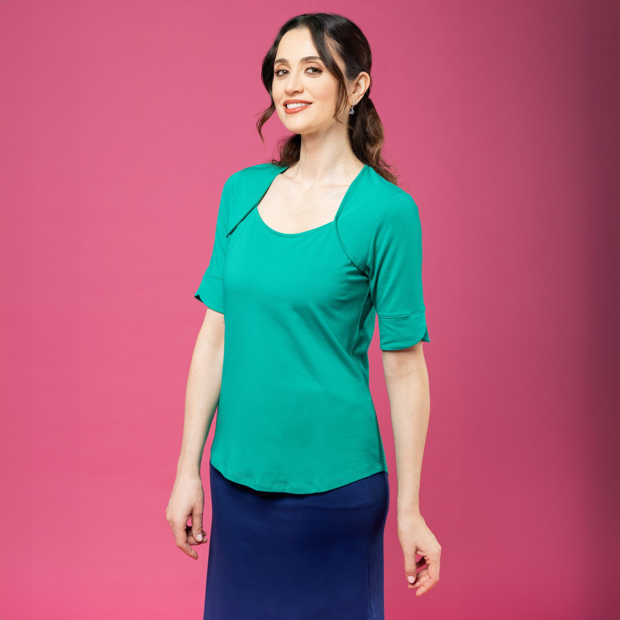 Isaac Mizrahi Live!
Maglia in jersey
stretch con scollo
a tulipano