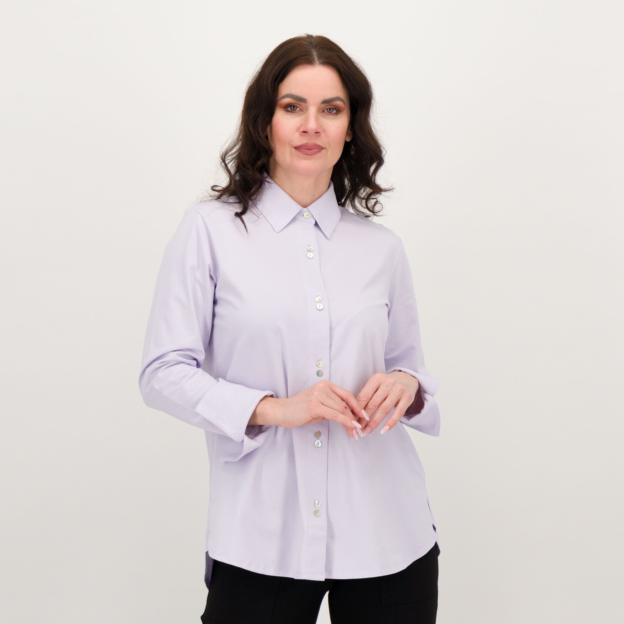 Wynne Layers
Camicia manica lunga
in cotone stretch con
bottoni accoppiati
