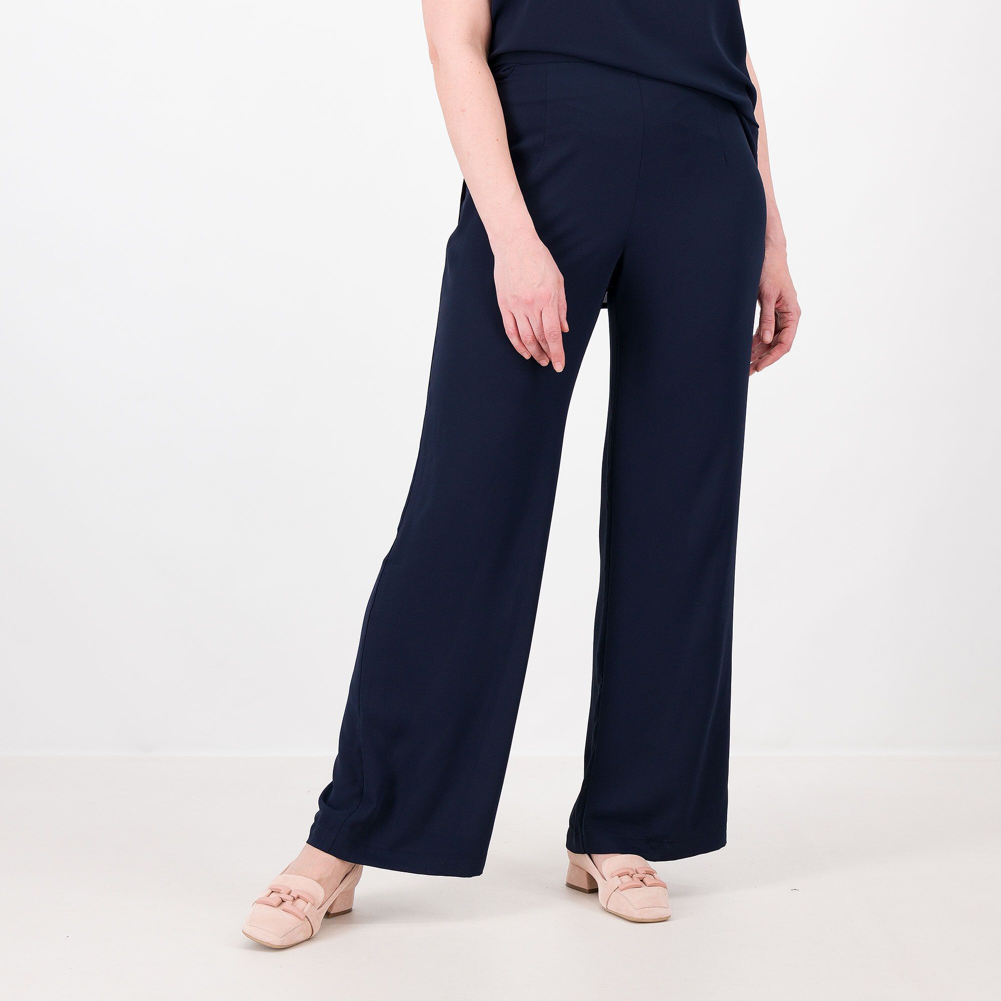 SottoMarino Pantaloni in raso opaco gamba morbida Pinces cucite Made in Italy