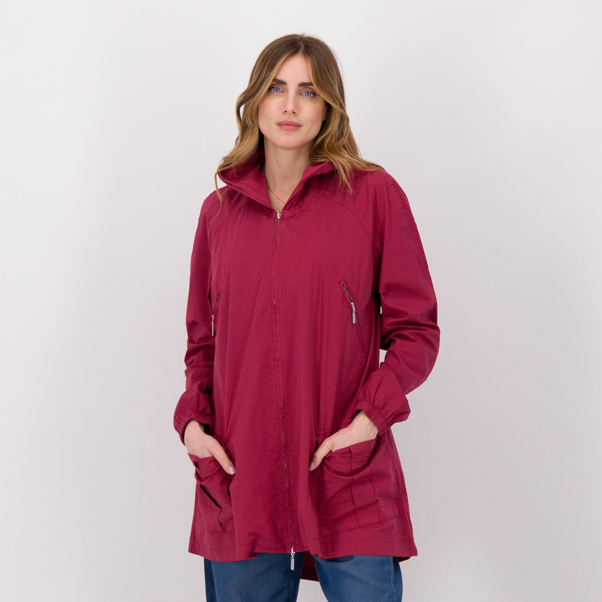 Colour Lab
Parka con cappuccio
e chiuzura con
zip