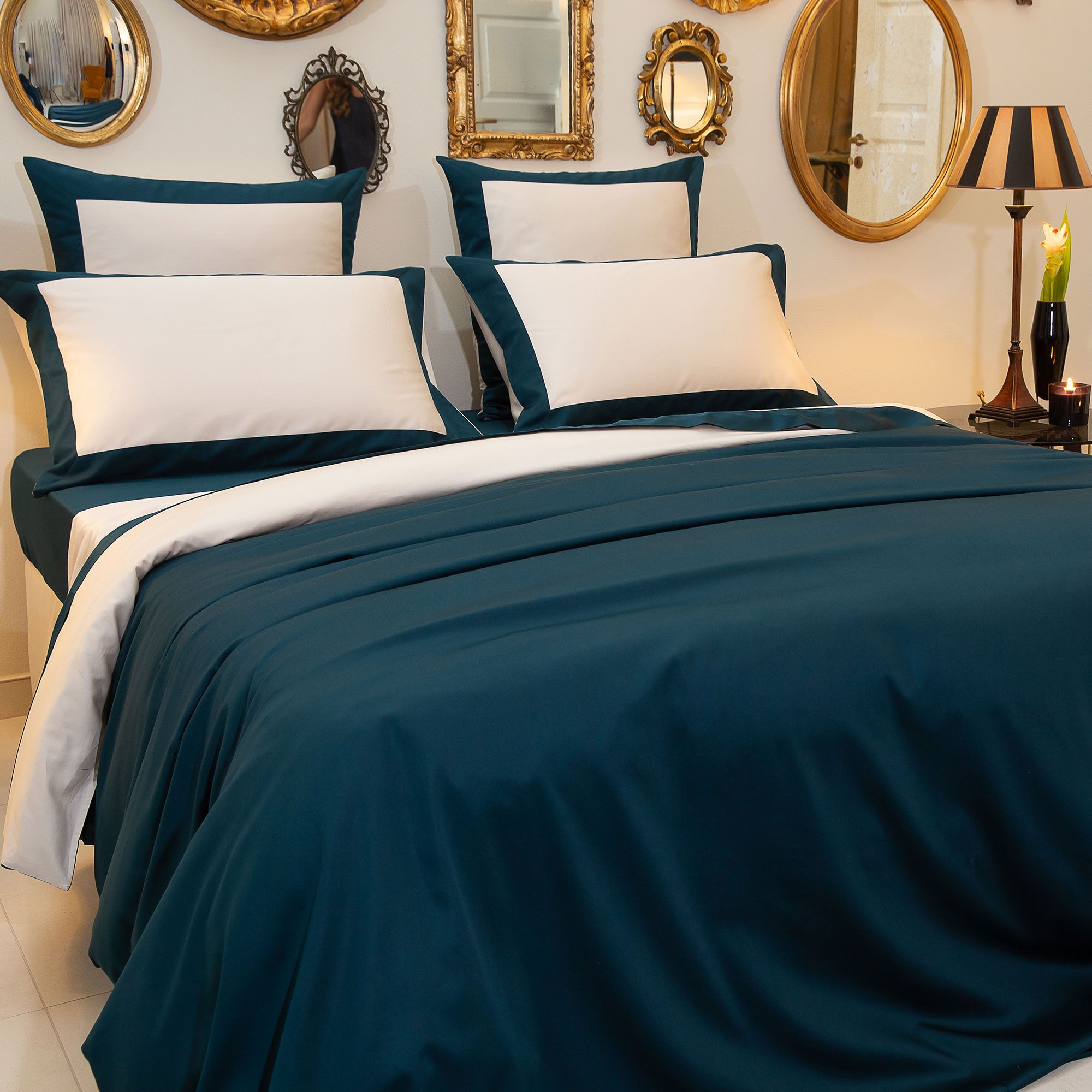 Ferò
Parure copripiumino
Elisir in raso
di cotone 300 TC