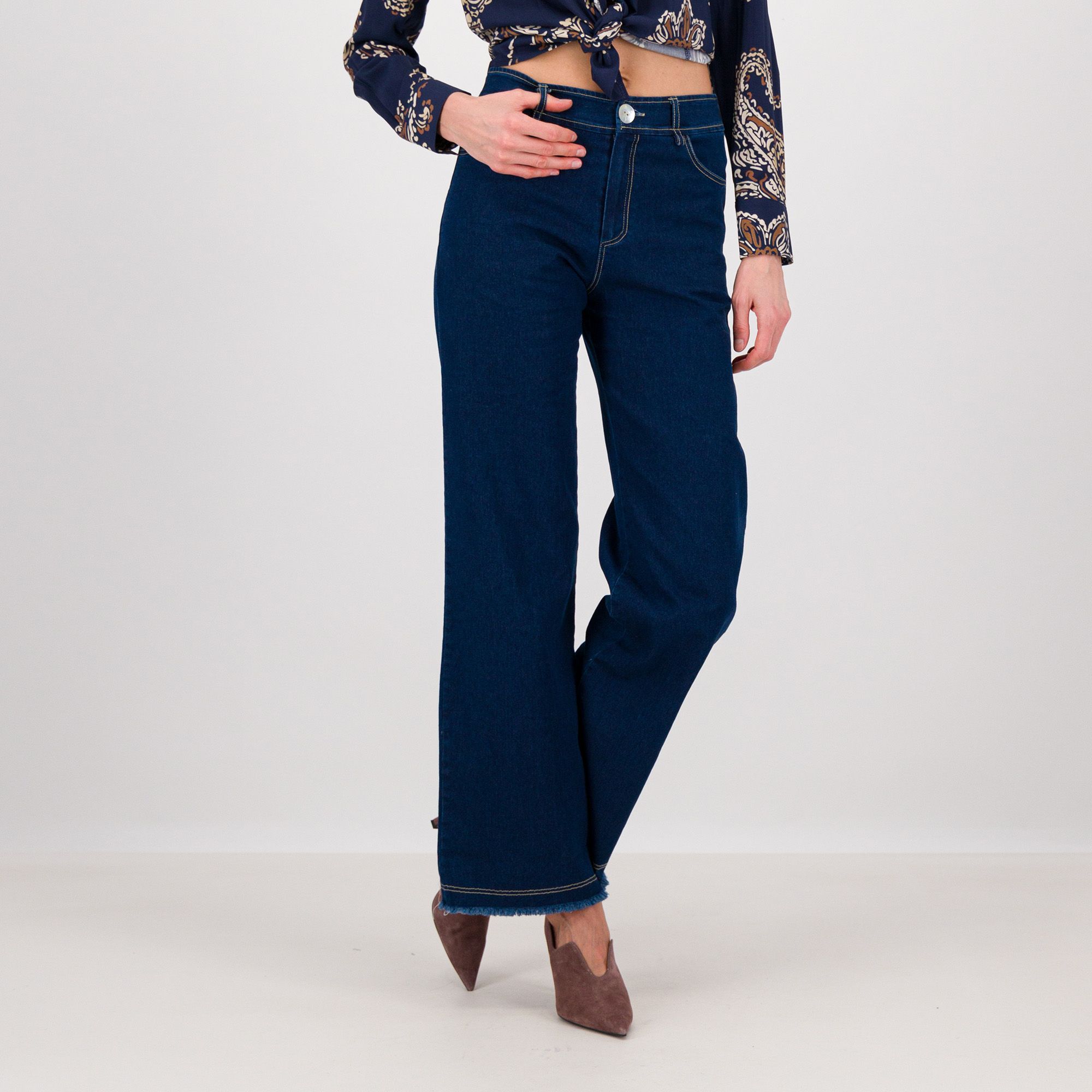 SottoMarino
Jeans elasticizzati
a gamba larga