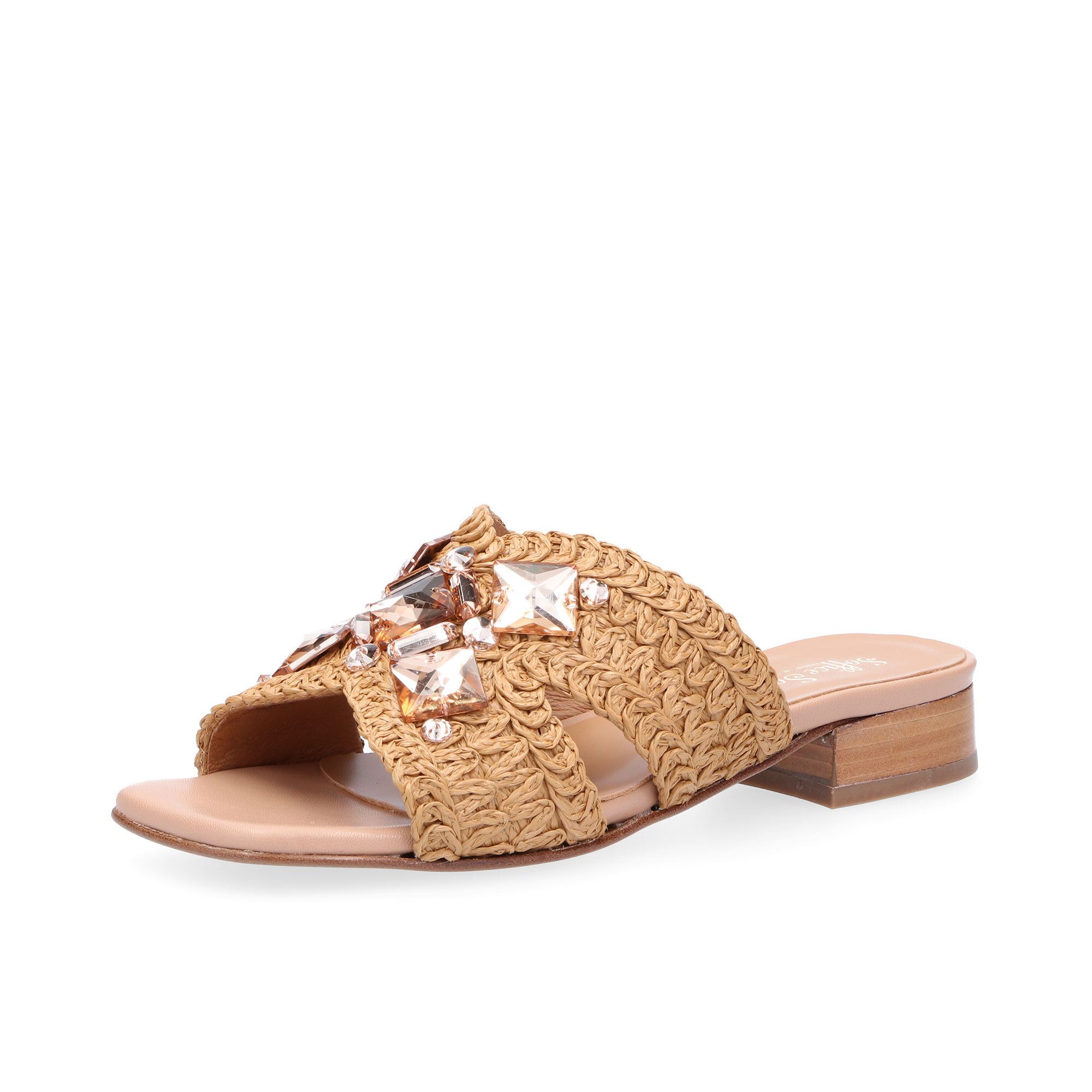 Soffice Sogno
Sandali a ciabatta
in rafia con borchie
