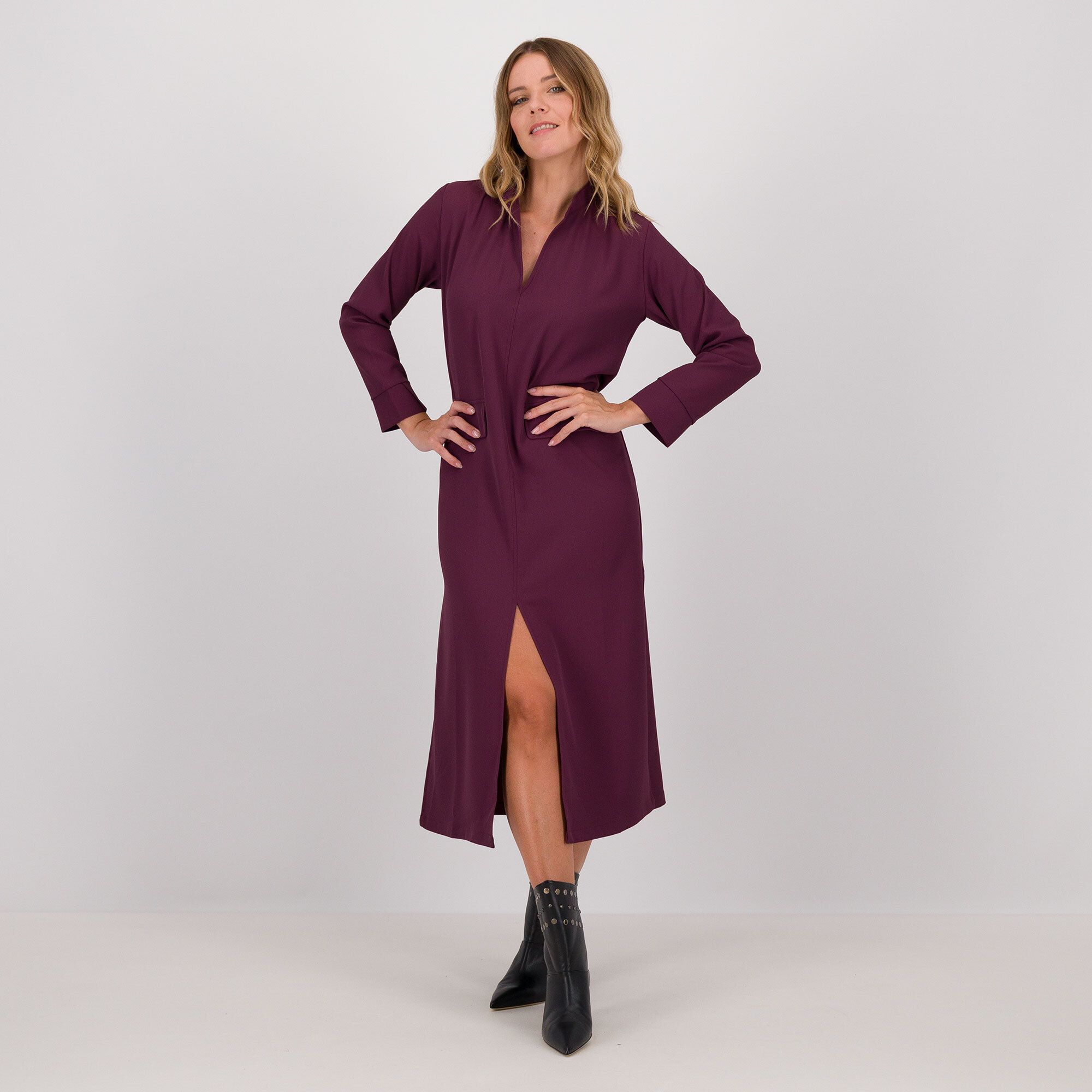 M’ama
Abito midi
linea dritta
con maniche 3/4