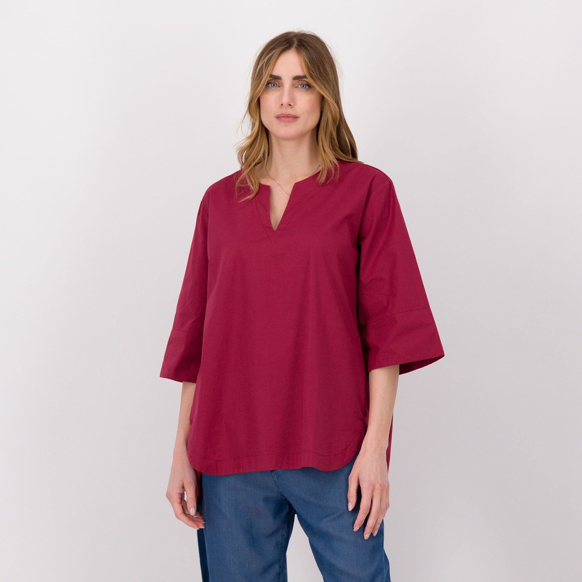 Colour Lab
Blusa in popeline
con scollo a 
goccia