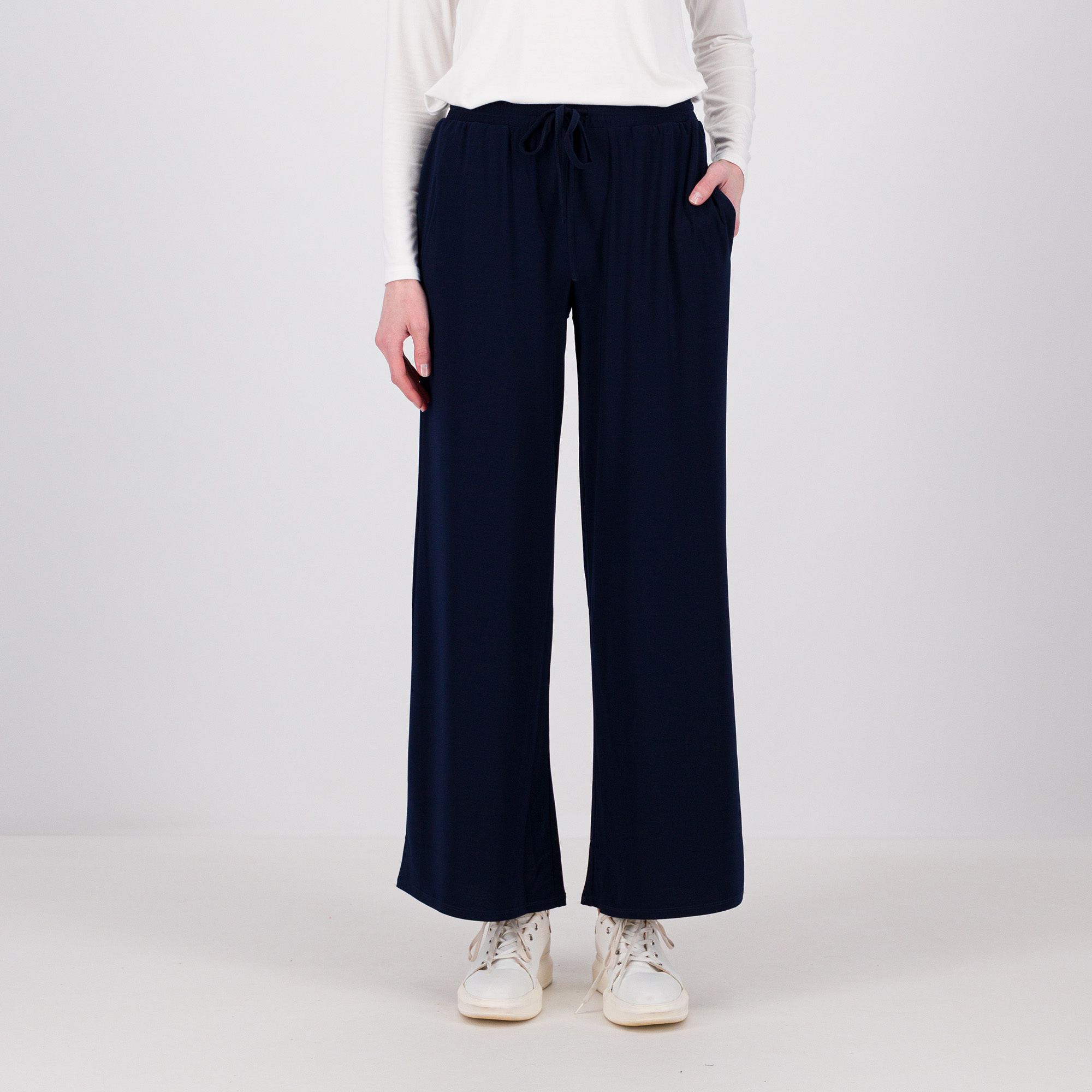 Nina Leonard
Pantaloni gamba larga
con elastico in vita
e coulisse