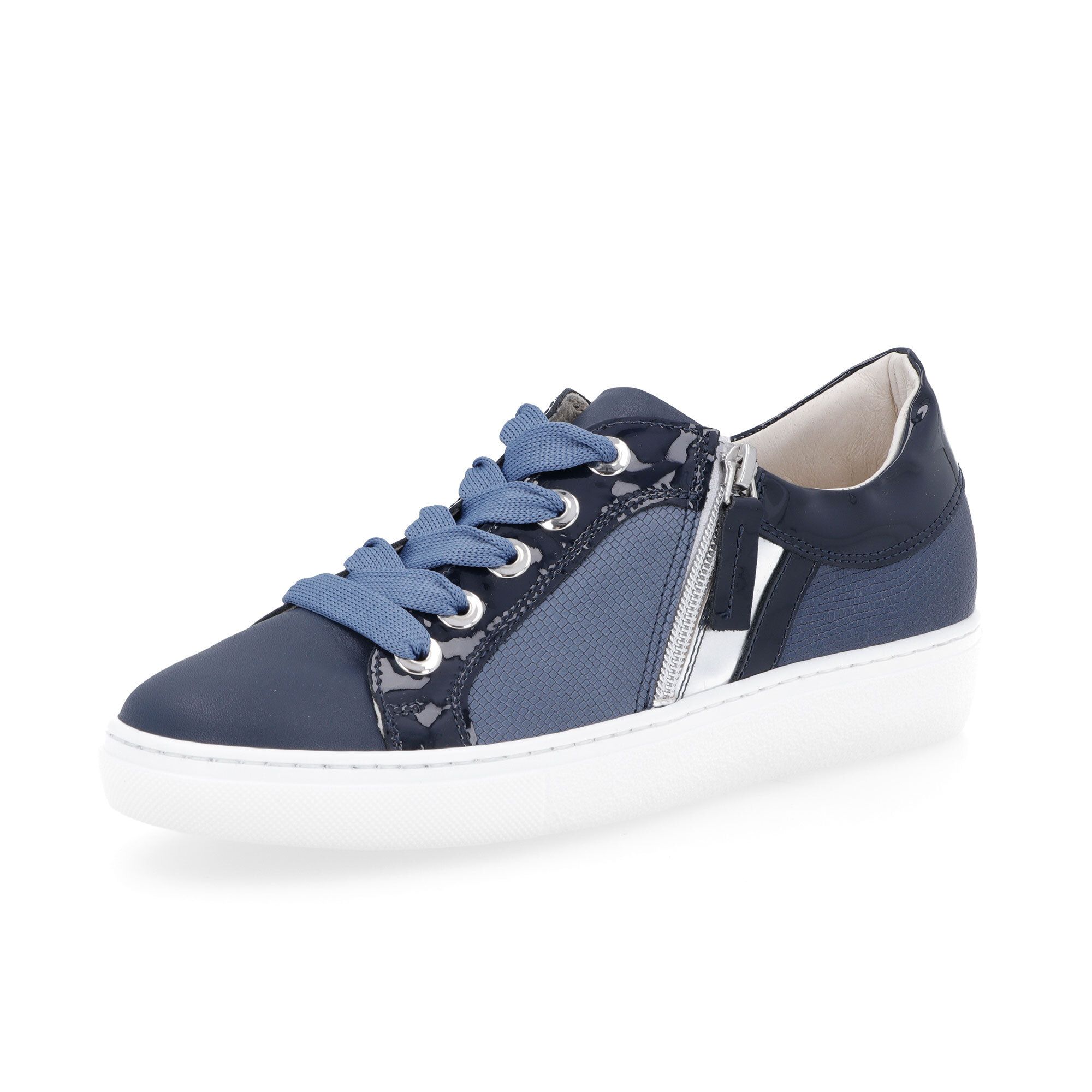 Soffice Sogno
Sneaker stringata
con tomaia in pelle
e zip sul lato
