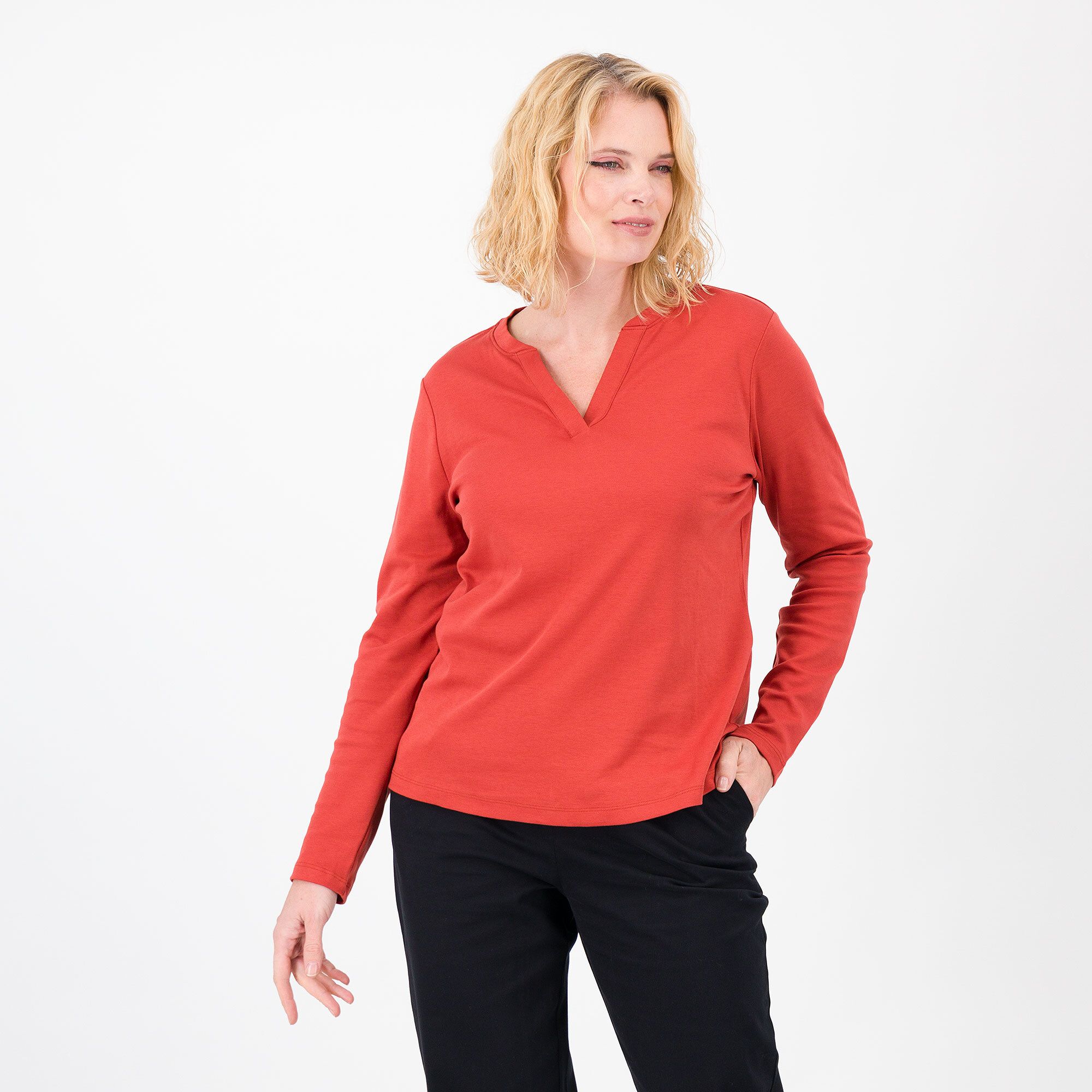 Isaac Mizrahi Live
T-shirt scollo tondo
in cotone con
apertura a V