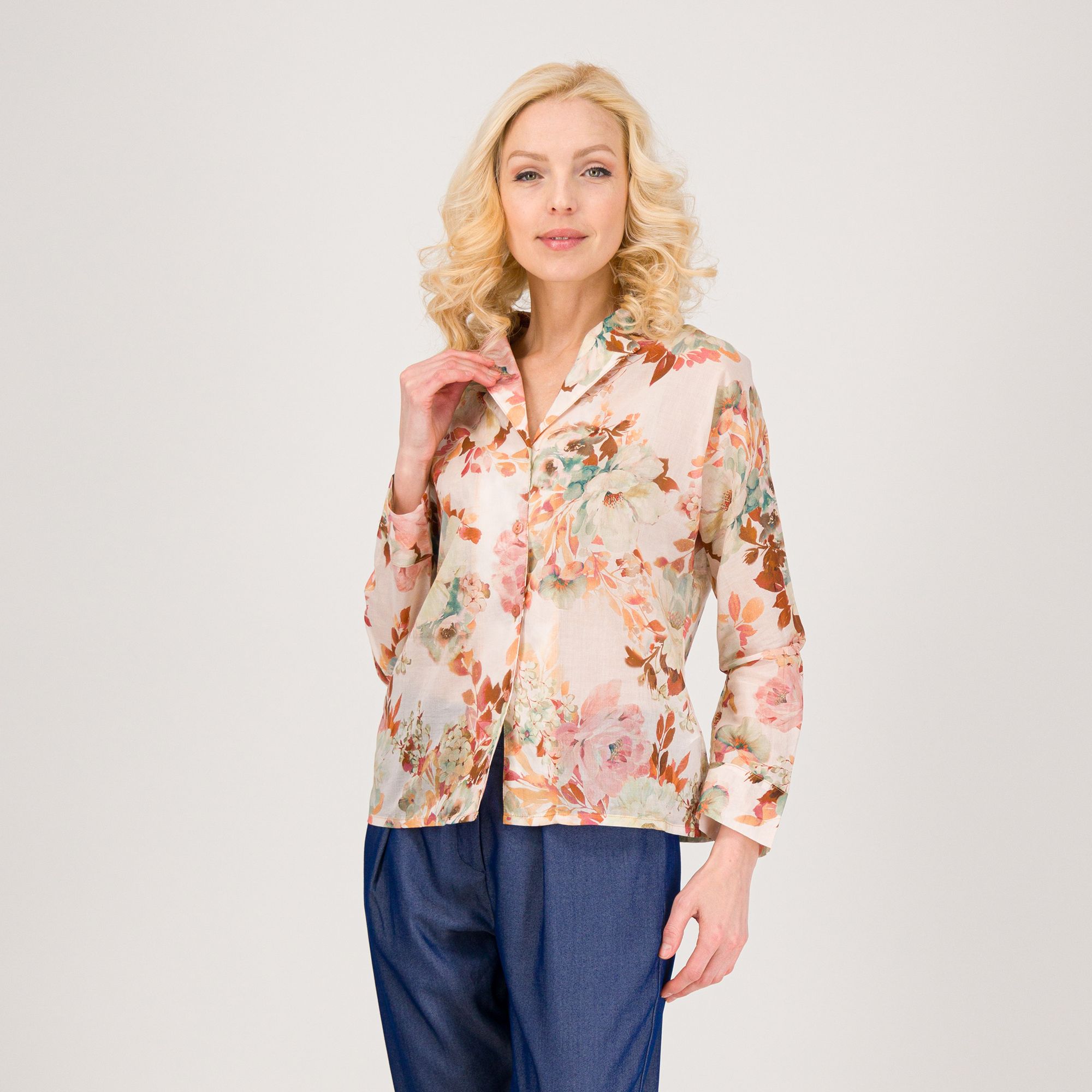 Officina della Moda
Camicia fantasia
a maniche lunghe
in cotone