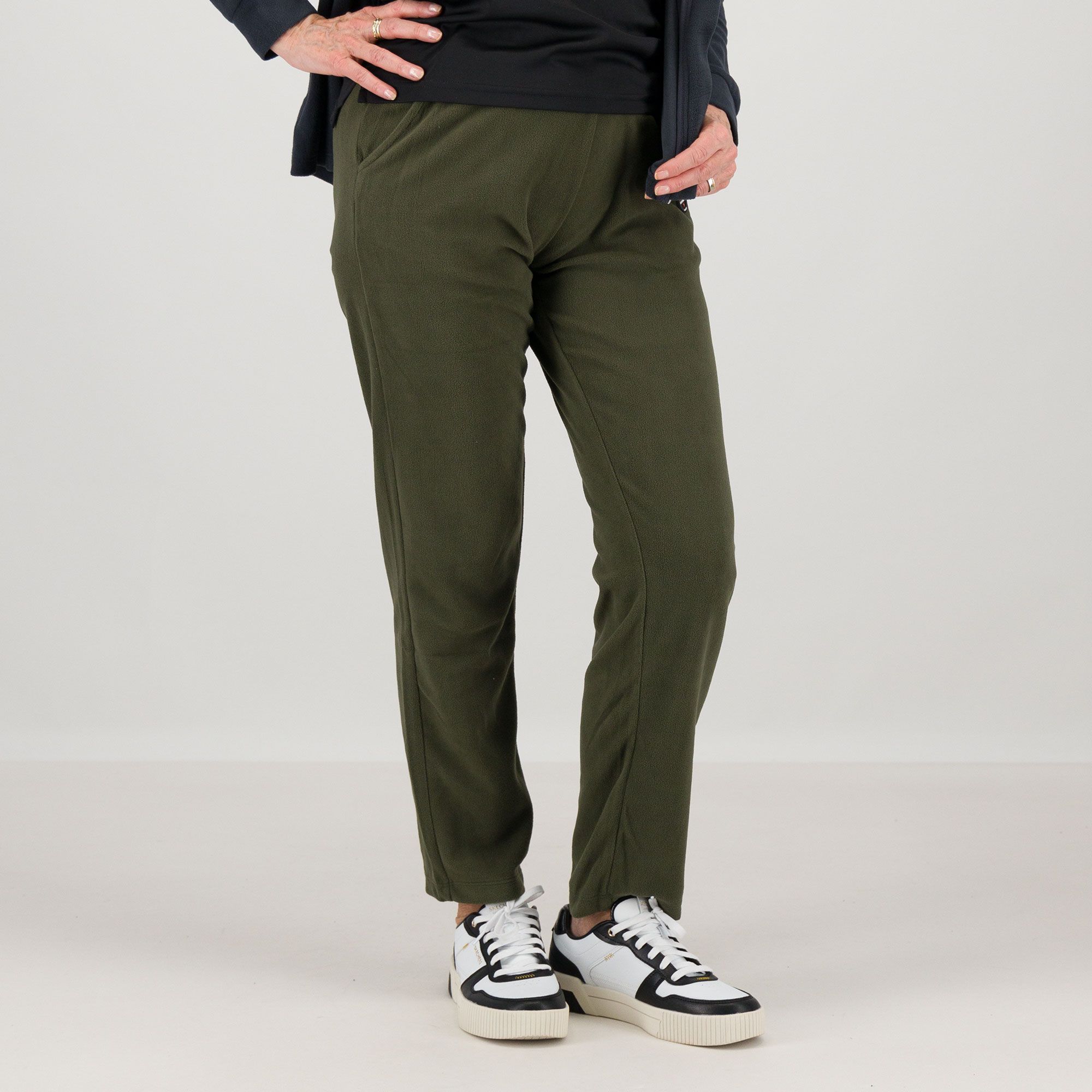 No Limits
Pantaloni dritti
in tessuto pile
con vita elastica