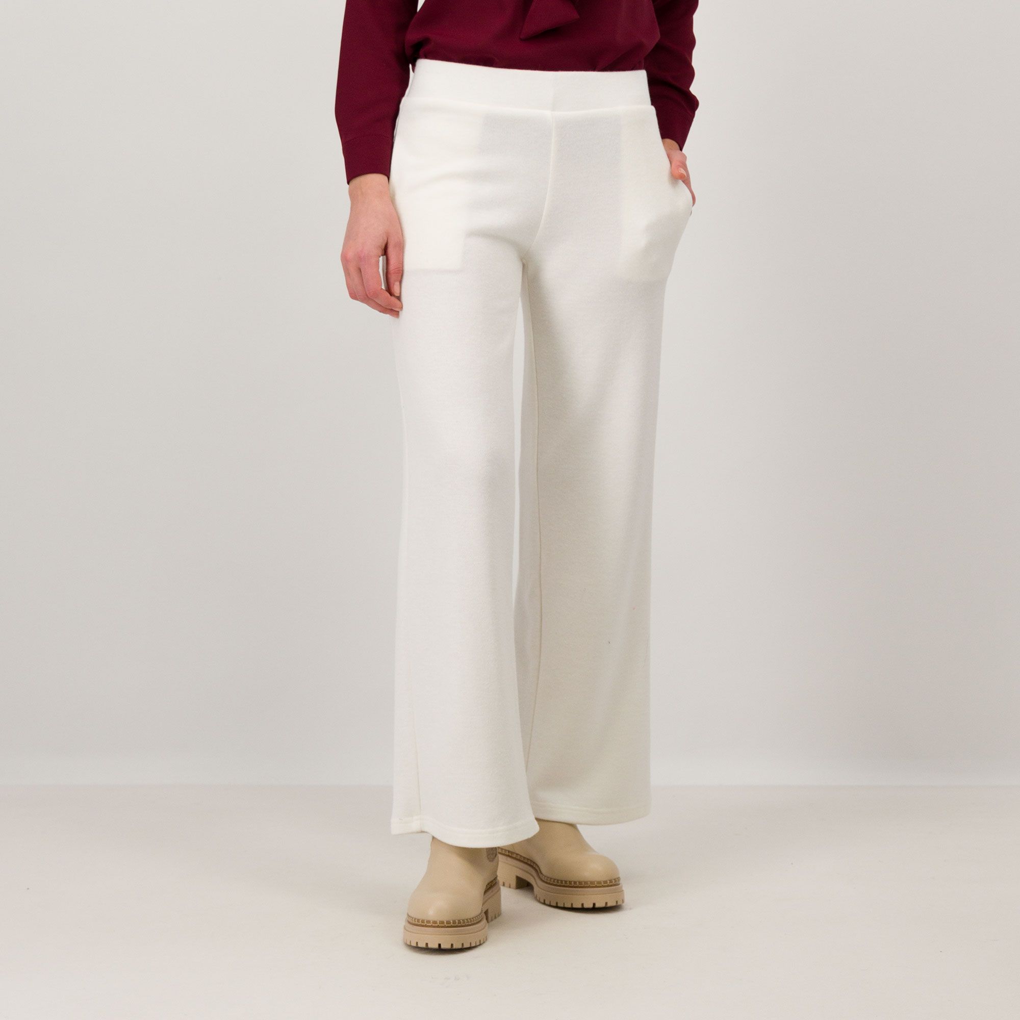 SottoMarino
Pantaloni ampi
in maglia