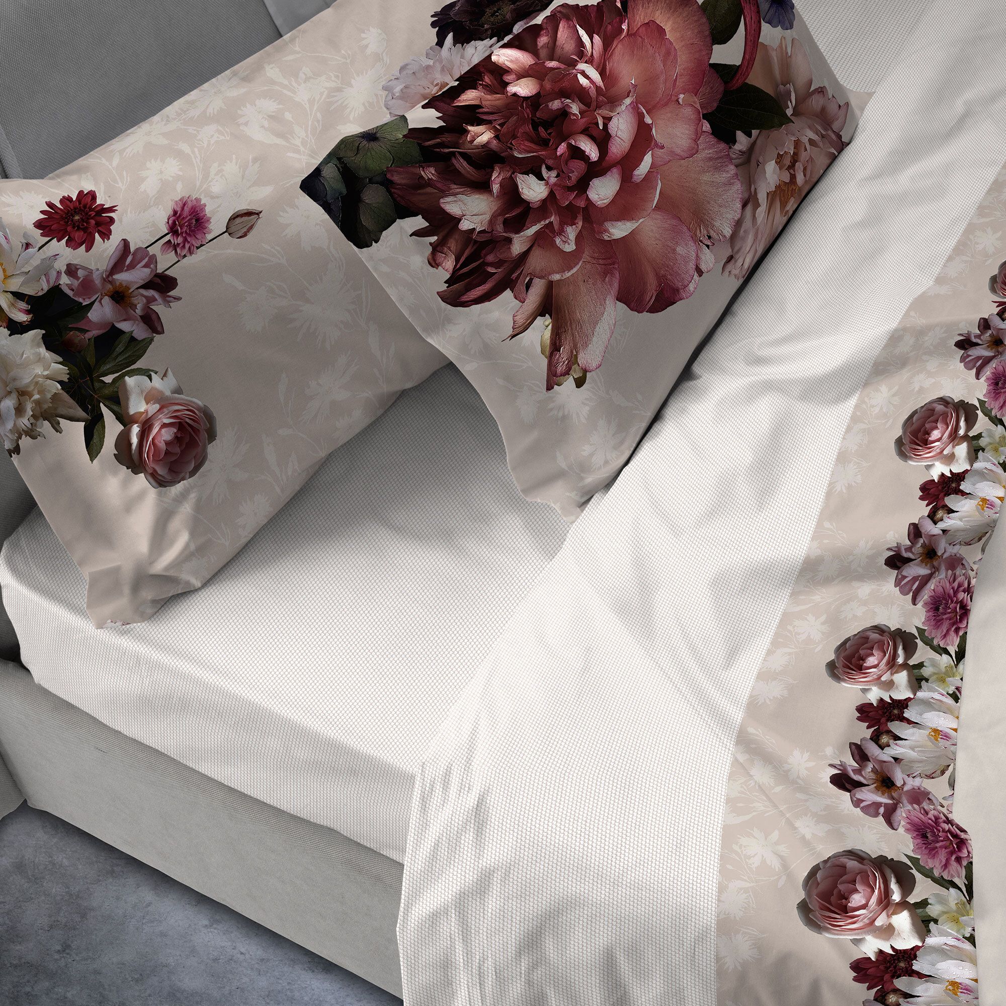 Cogal
Completo letto
matrimoniale 100% 
cotone stampa digital