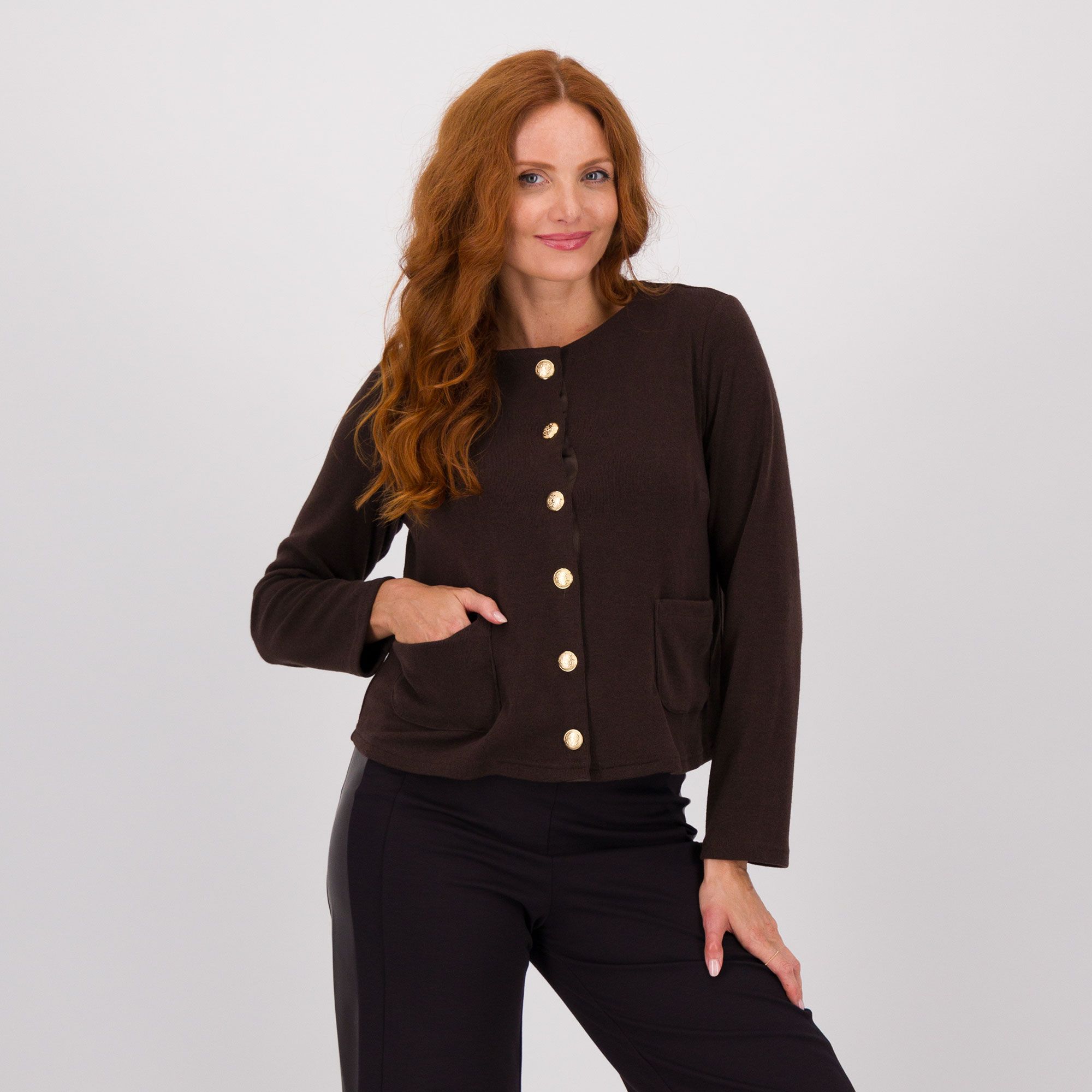 Caterina Lancini
Cardigan in maglia
con bottoni
regimental e tasche