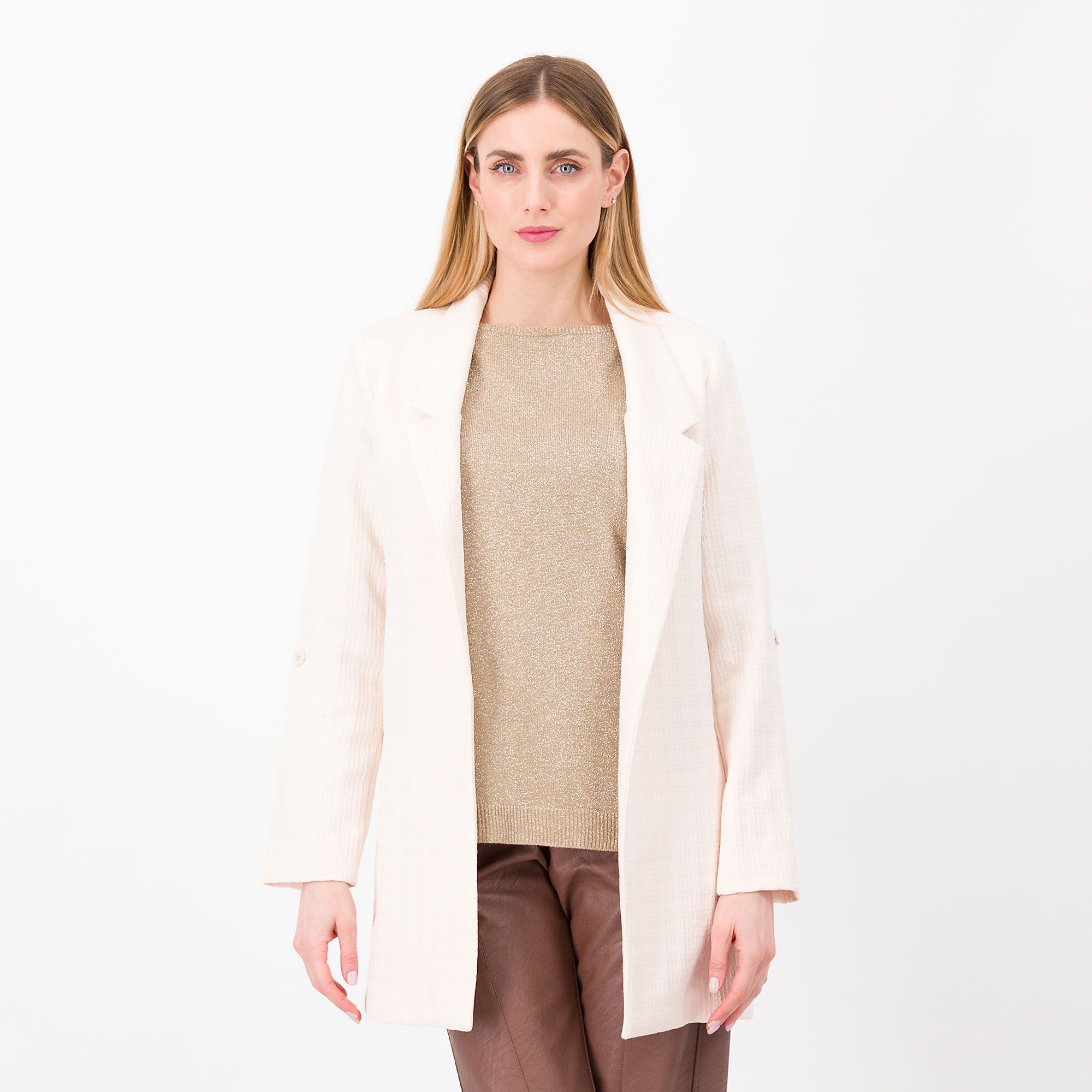 Olly Doo
Spolverino con manica
risvoltabile in
misto cotone
Made in Italy
