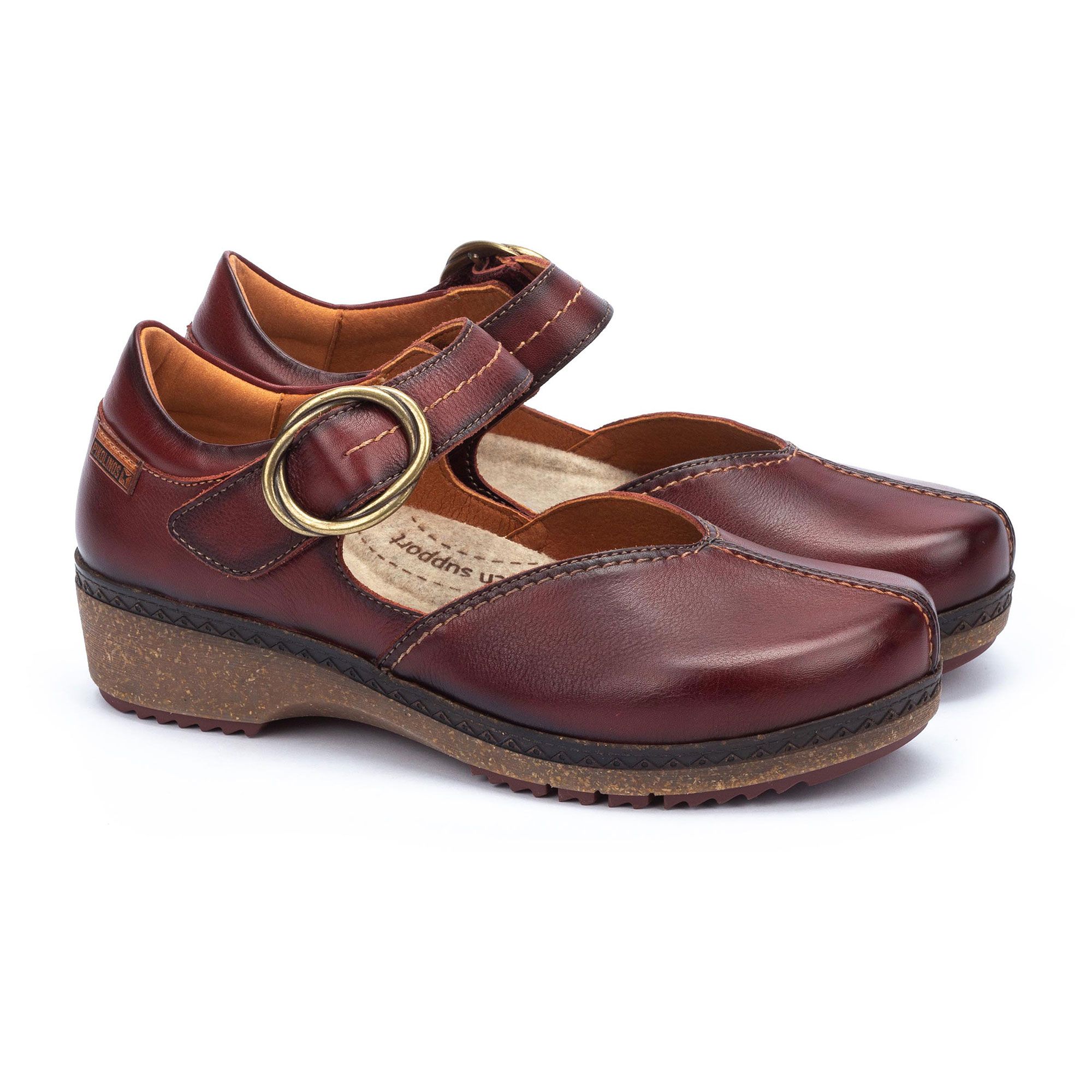 Pikolinos
Scarpe in pelle
con cinturino e
zeppa 4 cm