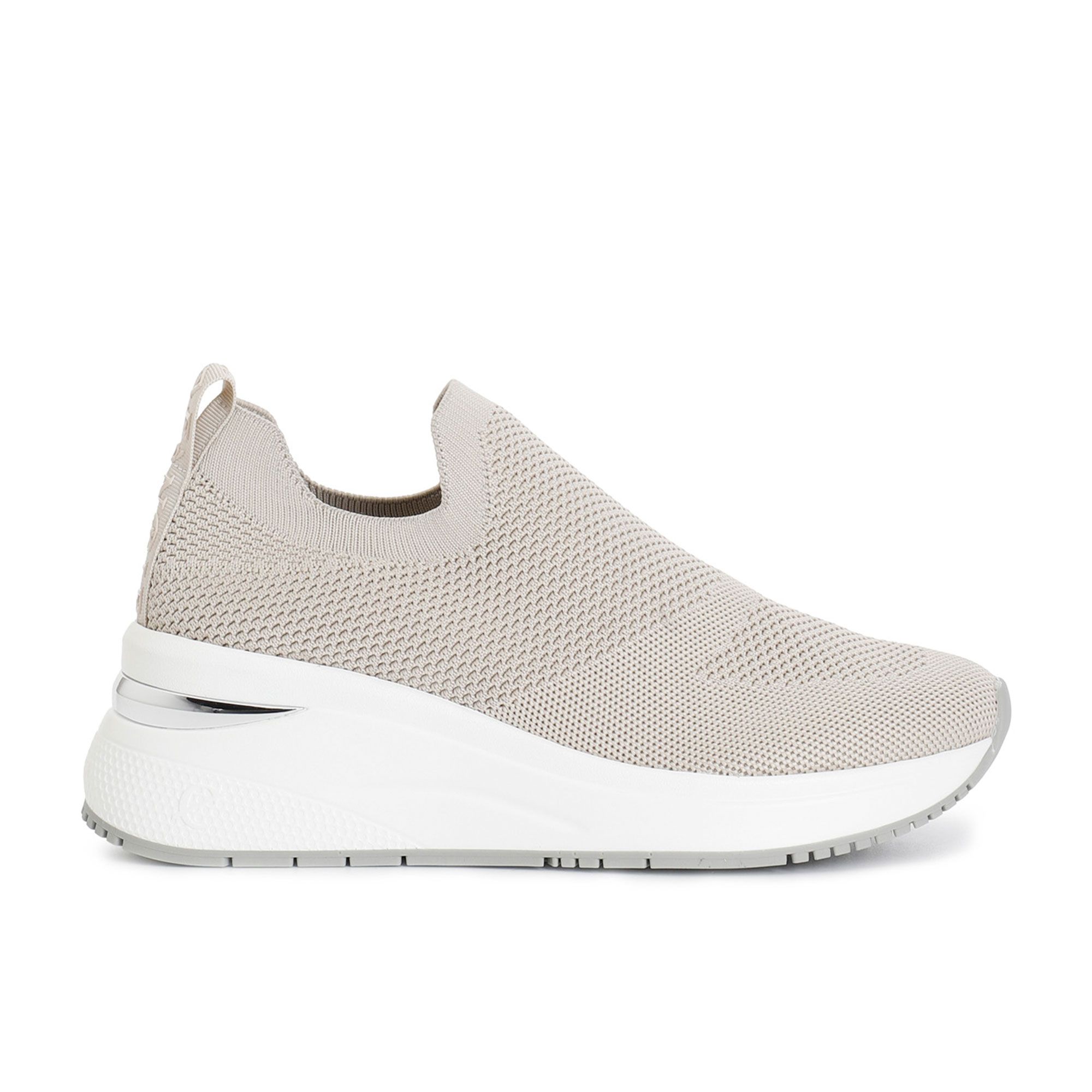 Cafè Noir
Slip-on tipo calzino
elasticizzato con
soletta removibile