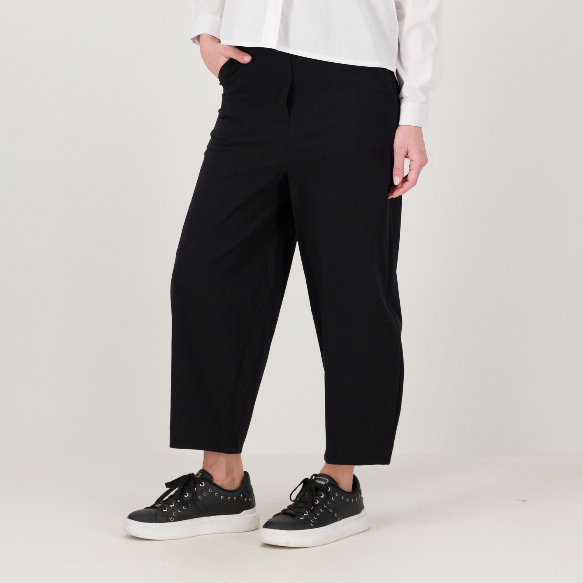 LUCREZIA SCIORTINO Pantaloni balloon con cavallo basso e gamba ampia