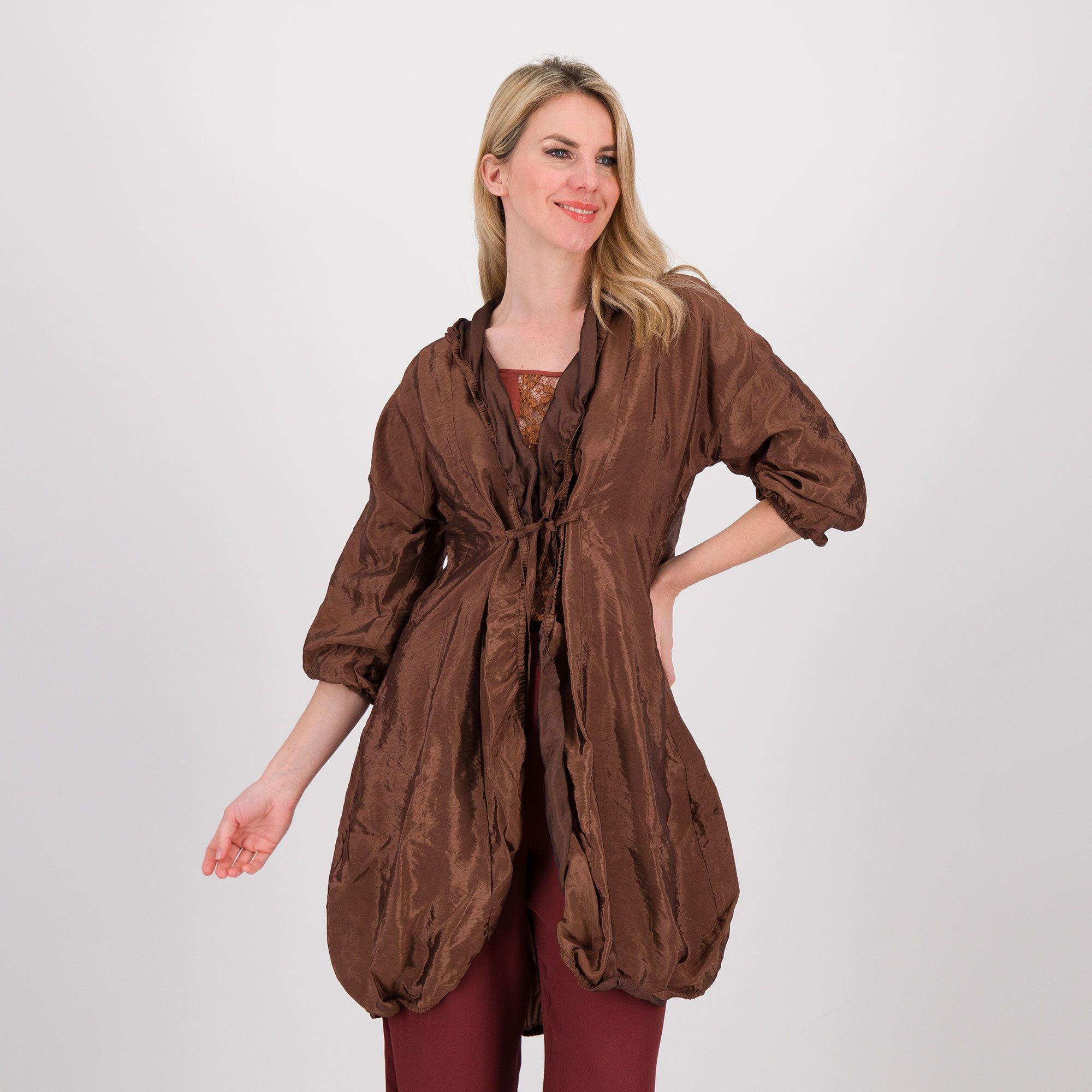 Caterina Lancini
Spolverino a
maniche lunghe
con coulisse