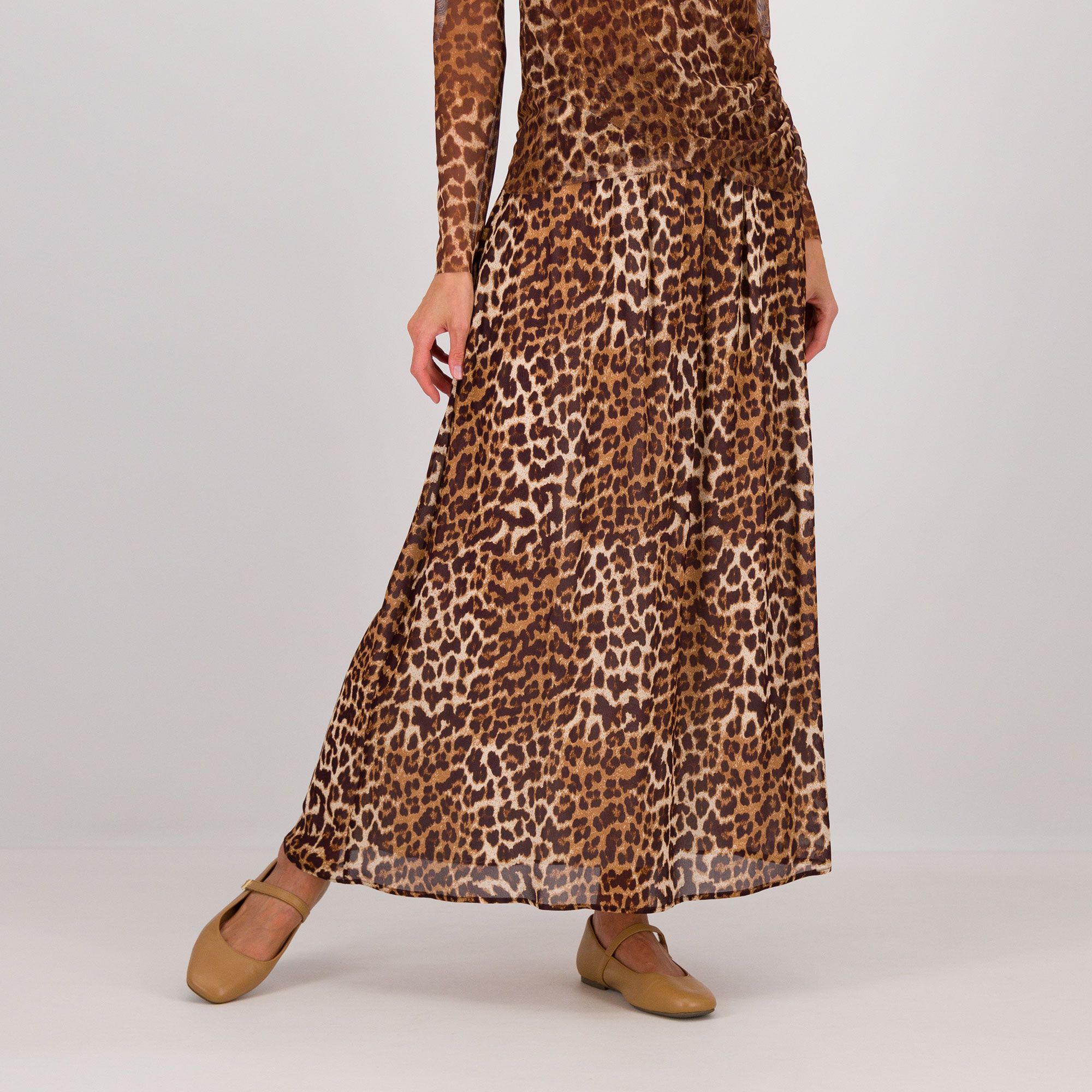 Palazzo Moda
Gonna lunga
in viscosa fantasia
con elastico in vita