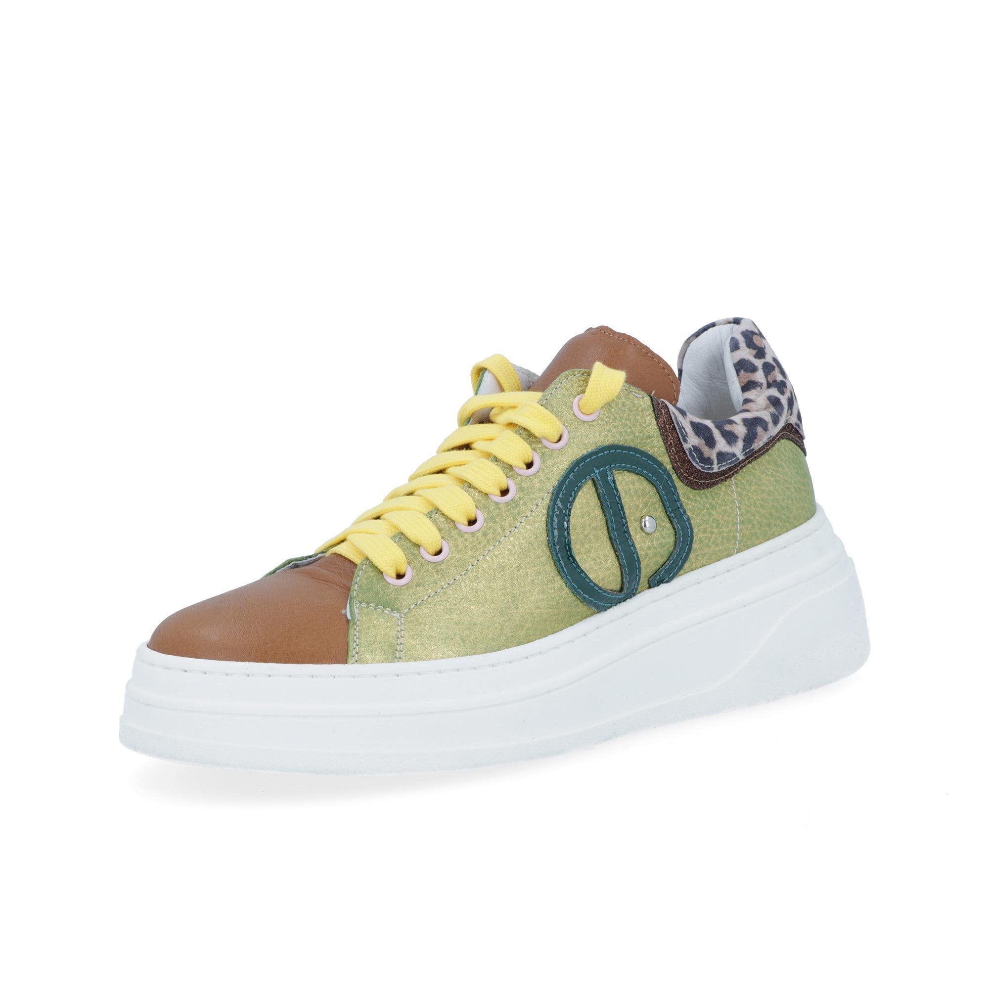 Ebarrito
Sneaker patchwork in
pelle con zeppa 5,5
cm
