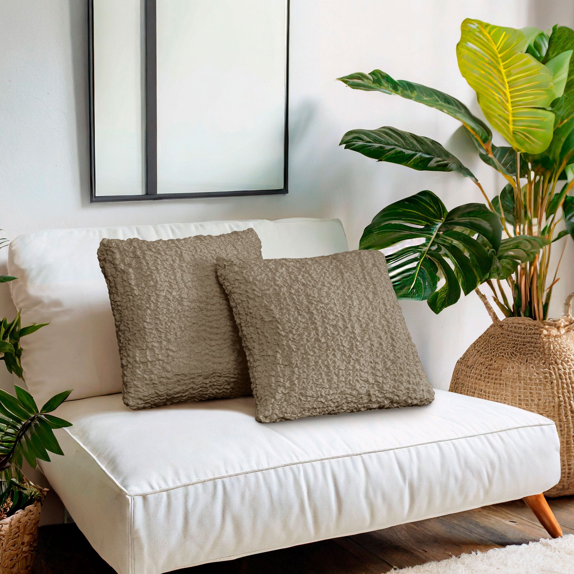 Gaico
Set 2 copricuscini
Annabella, tinto
filo goffrato