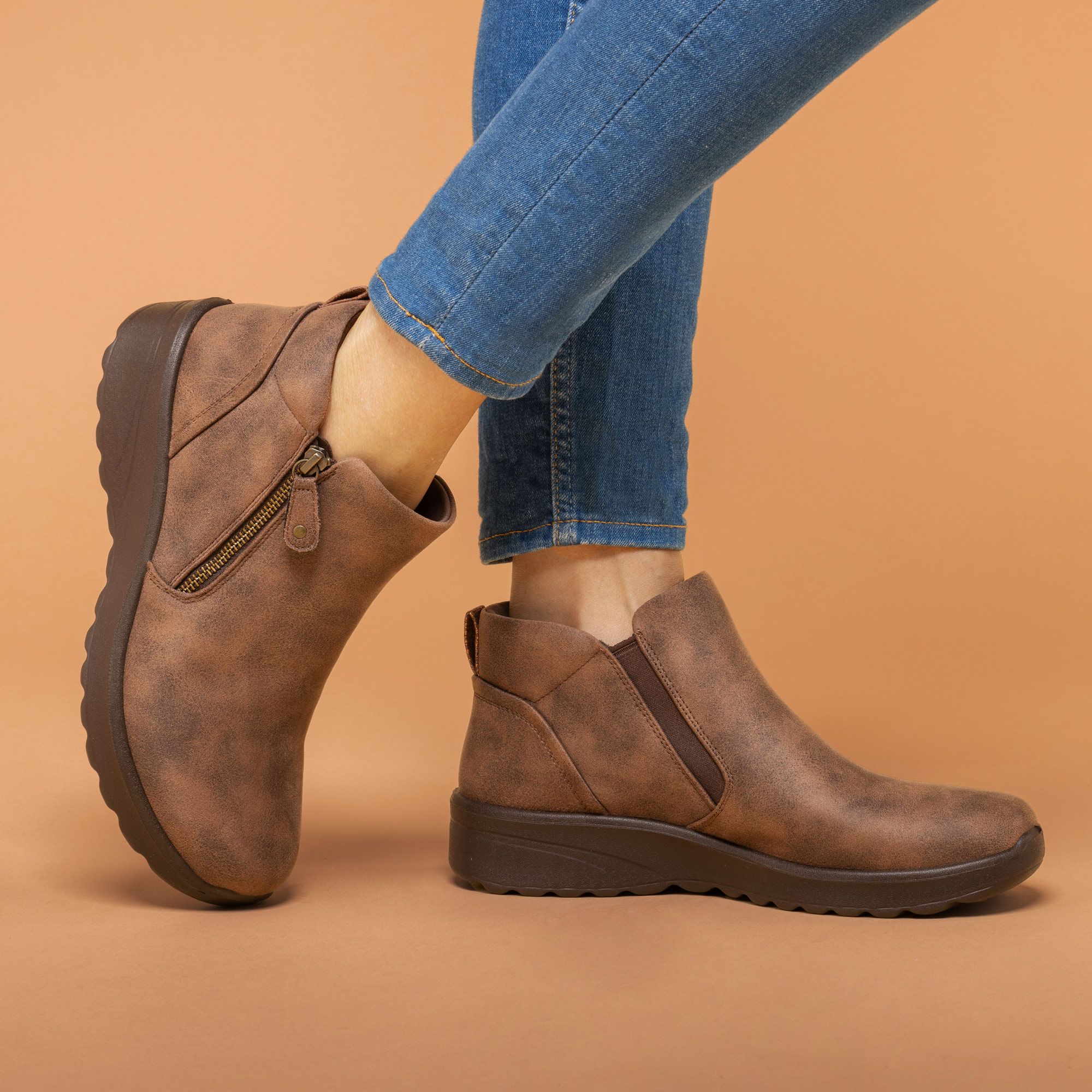 Skechers
Stivaletti Lovely
Vibe con zip e
soletta Air-Cooled