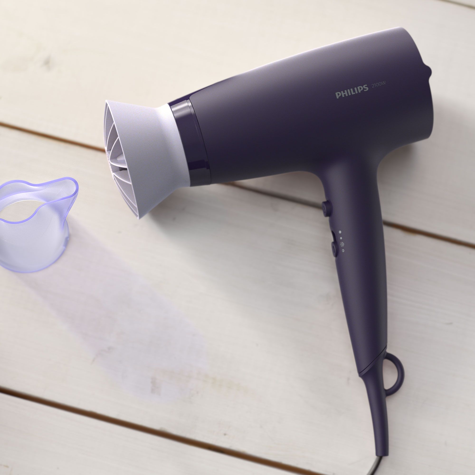 Philips
Asciugacapelli
Serie3000
2100W