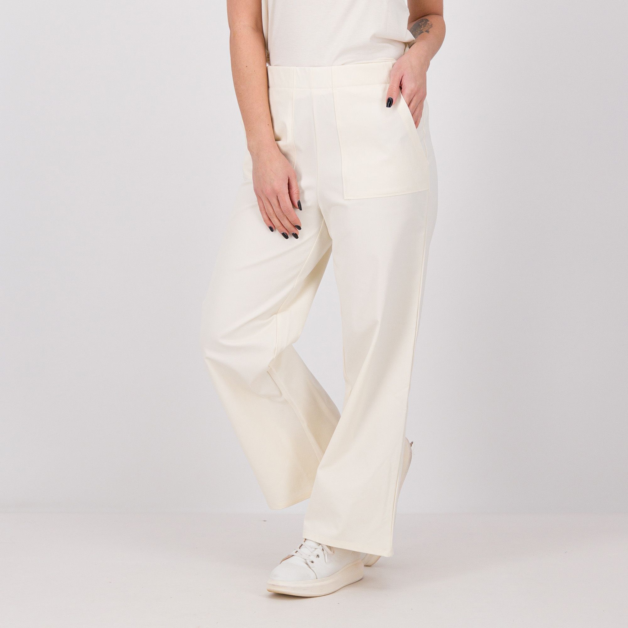 Wynne Layers
Pantaloni alla 
caviglia a gamba
ampia