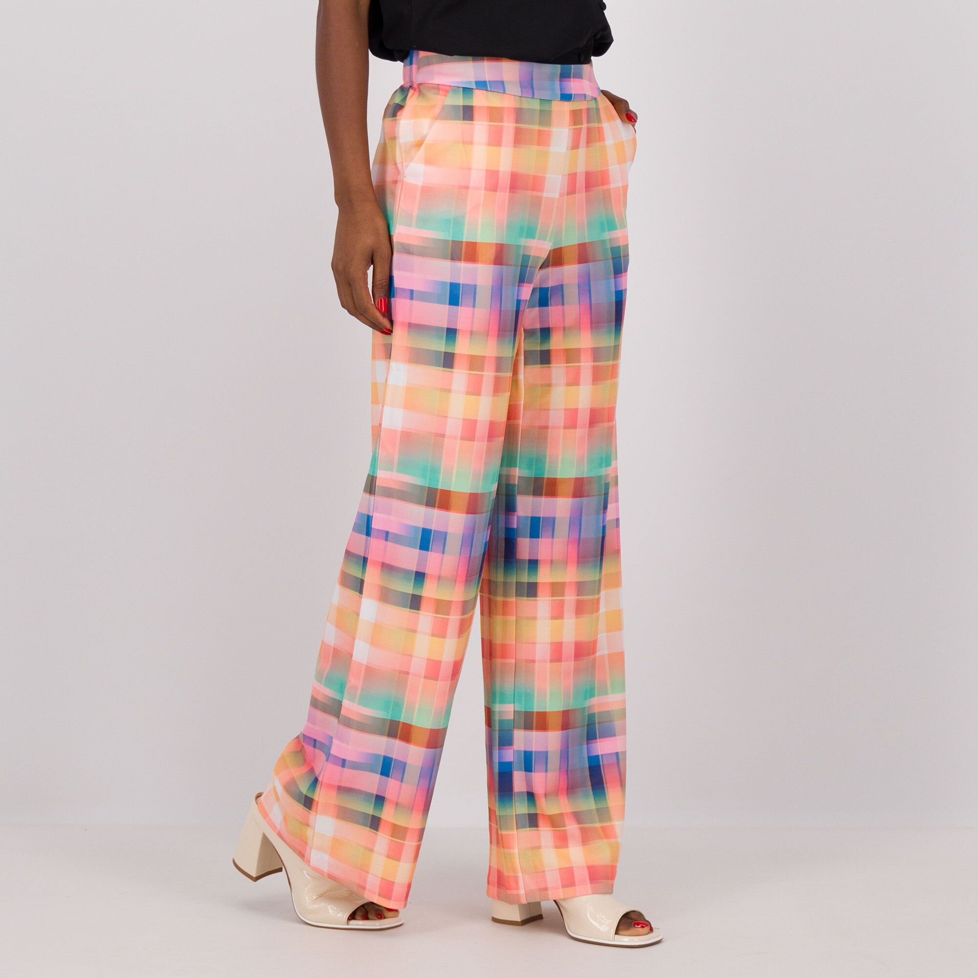 Isaac Mizrahi Live!
Pantaloni ampi
in scuba crêpe
fantasia