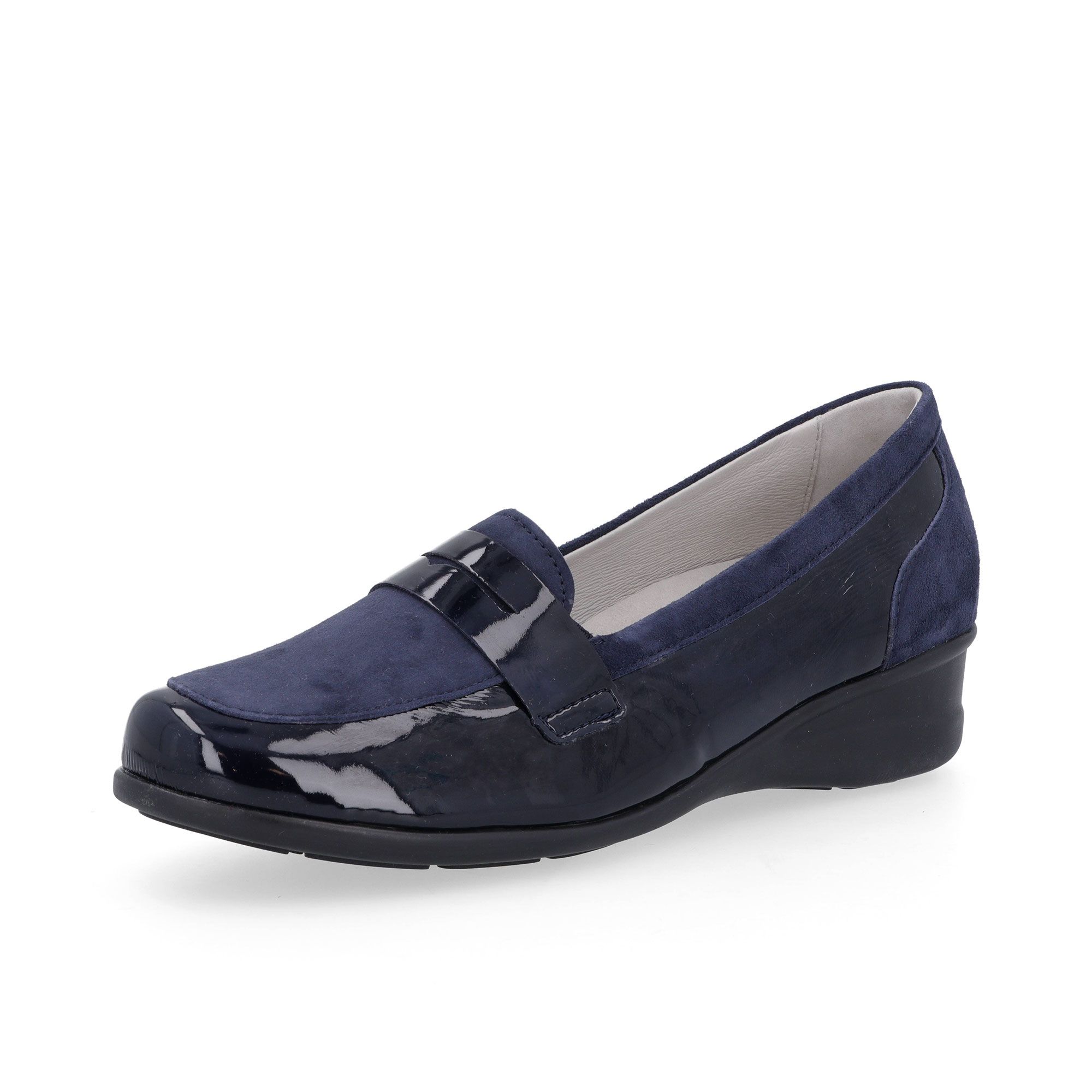 Vitaform
Slip on in pelle
con inserti lucidi
ed elastici