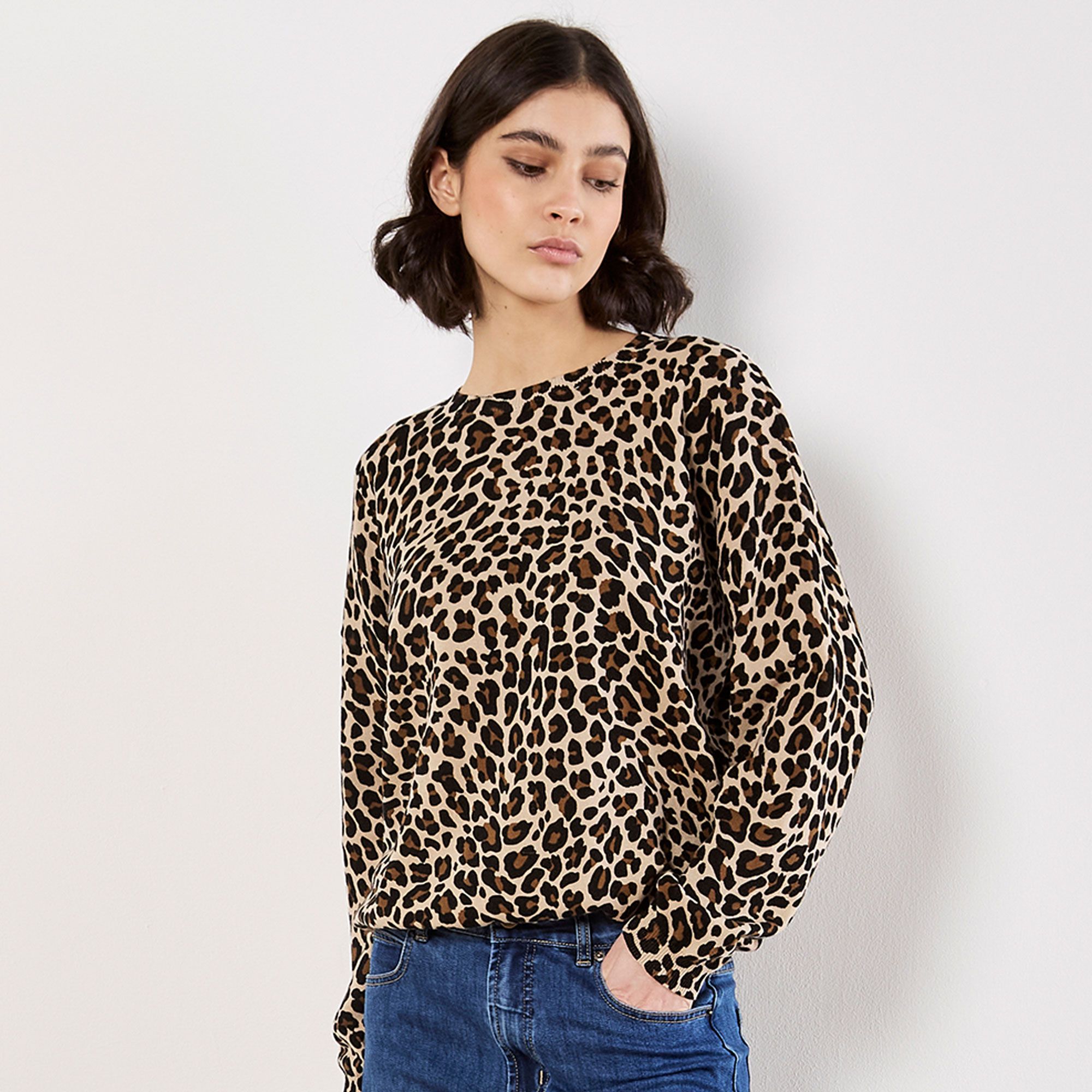 Apricot
Maglia a maniche
lunghe fantasia
leopardata