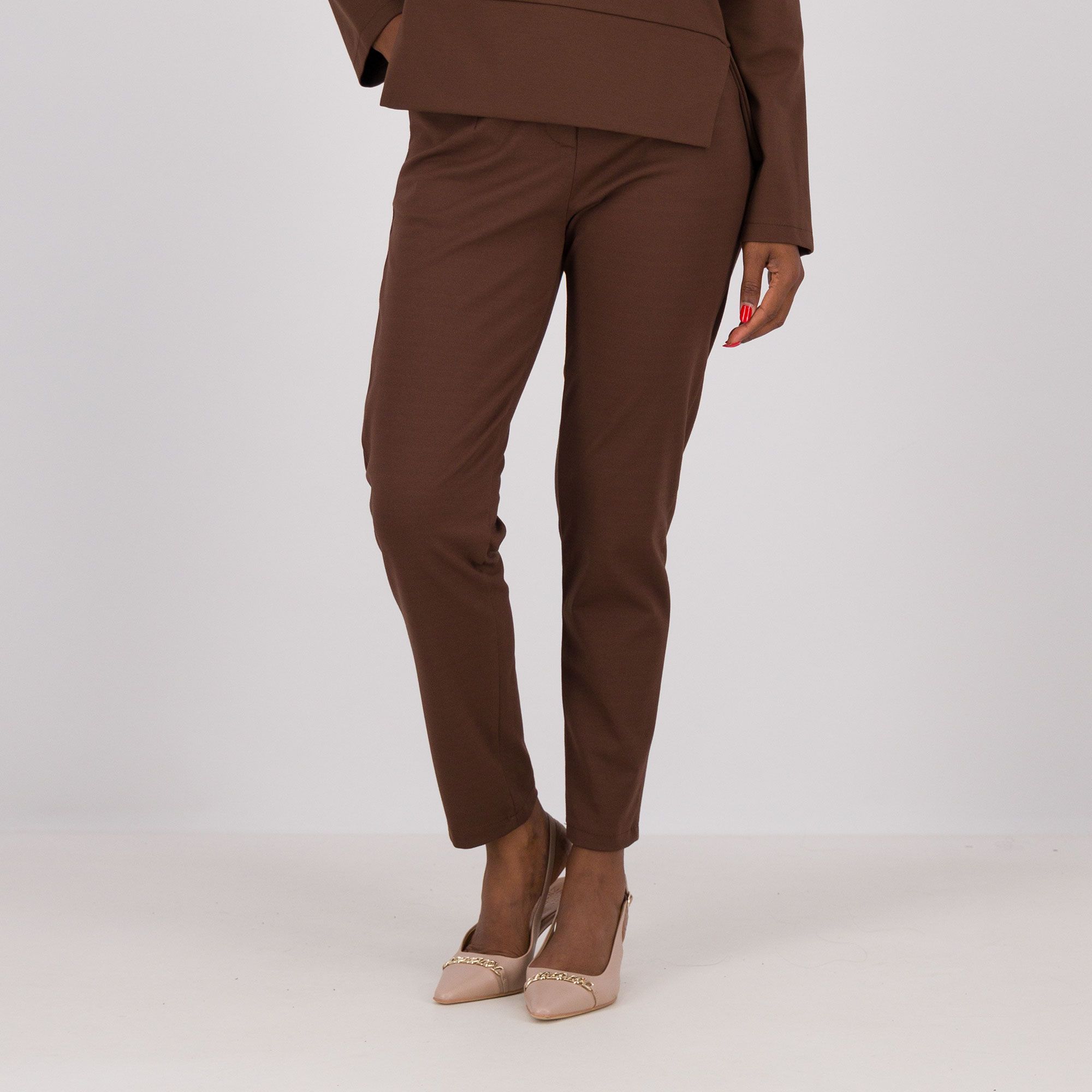 Enjoy
Pantaloni a sigaretta
in punto Milano con
passanti intrecciati