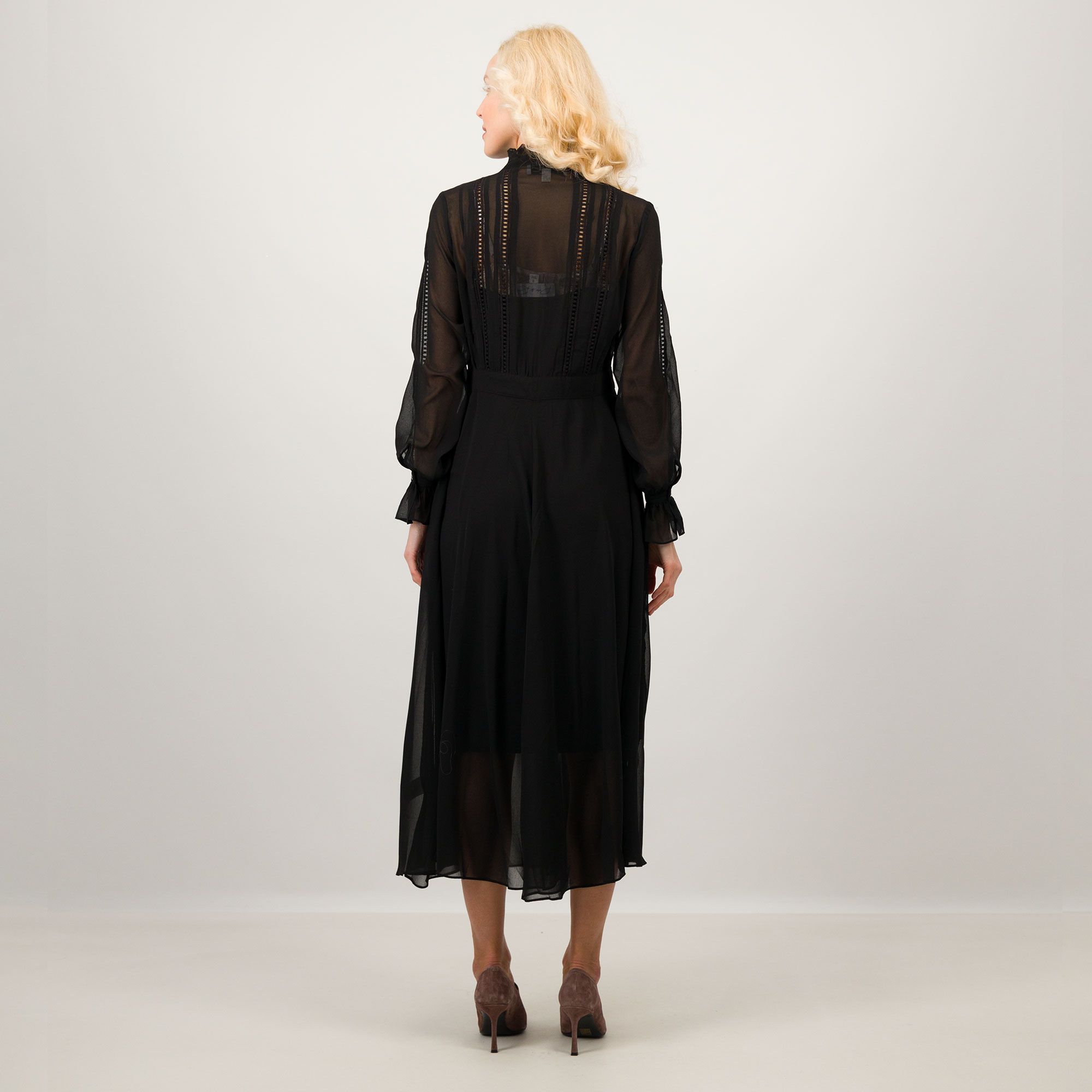 PARKER & ROWE Abito lungo chiffon con inserti in pizzo e sottoveste maglina