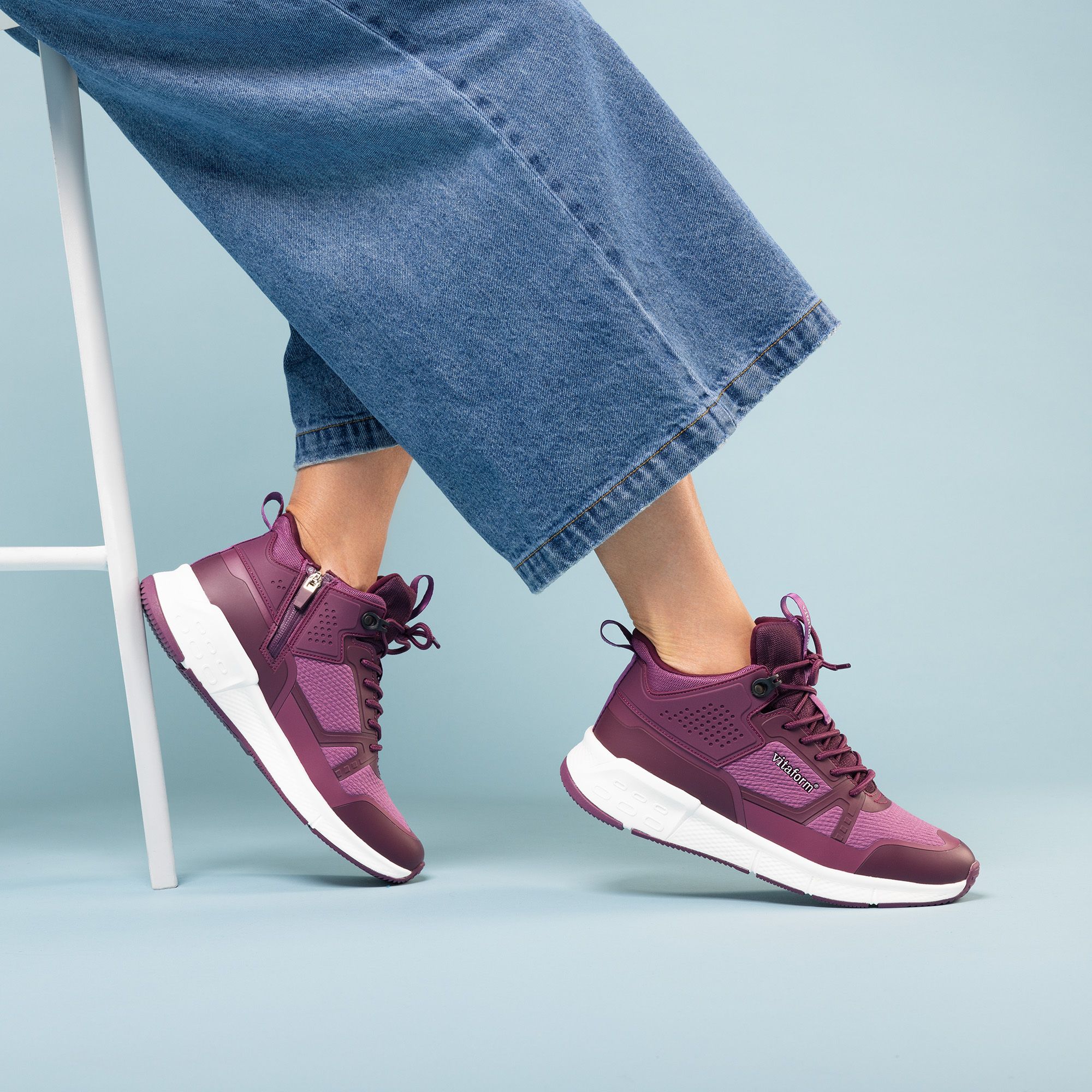 Vitaform
Sneakers con zeppa
e lacci