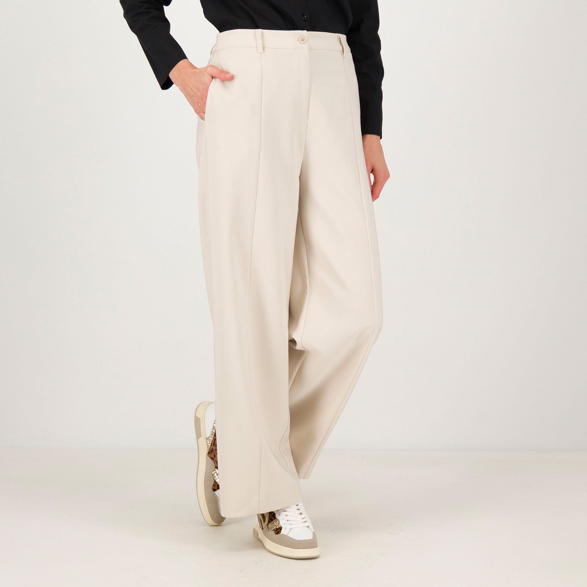Caterina Lancini
Pantaloni balloon
con elastico
