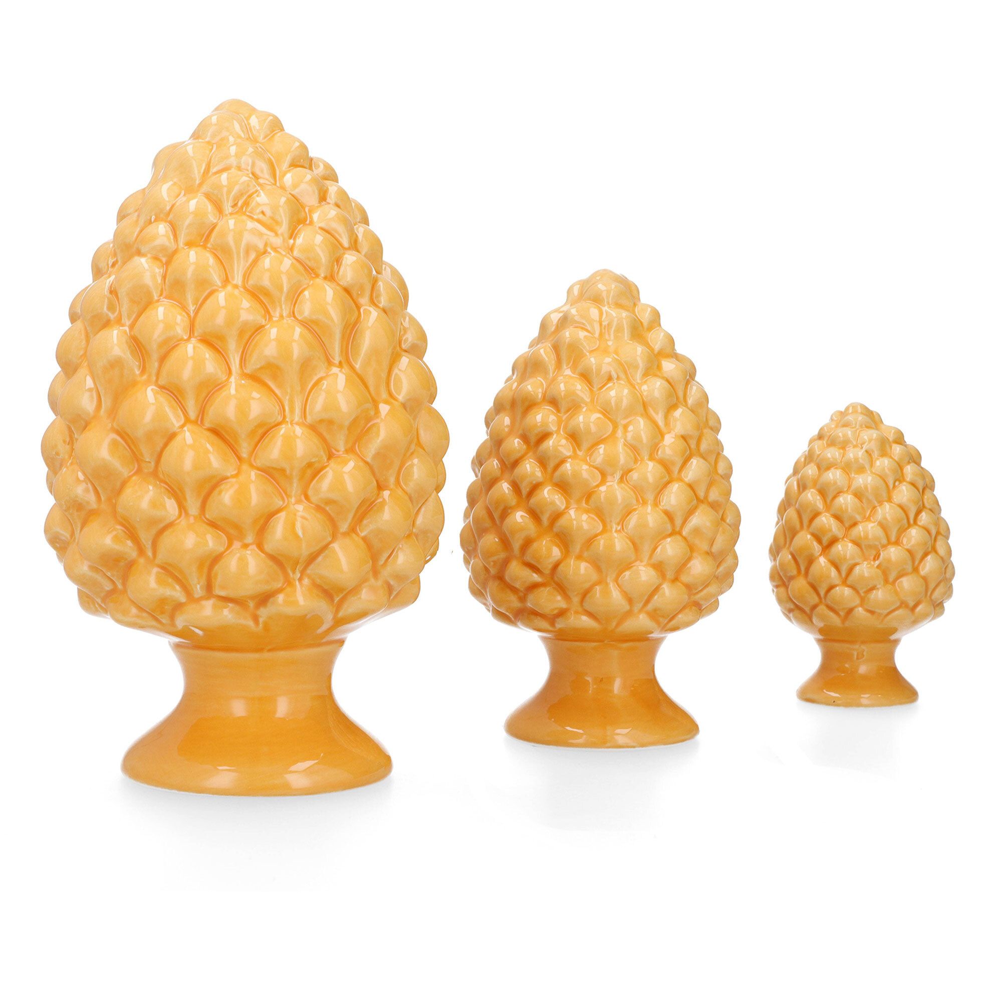 Home Reflections
Set 3 pigne
decorative