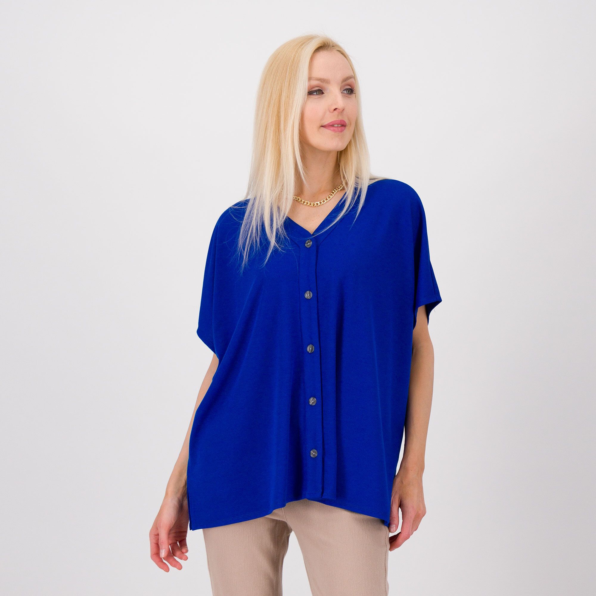 Nina Leonard
Maglia in misto
viscosa linea
a scatola