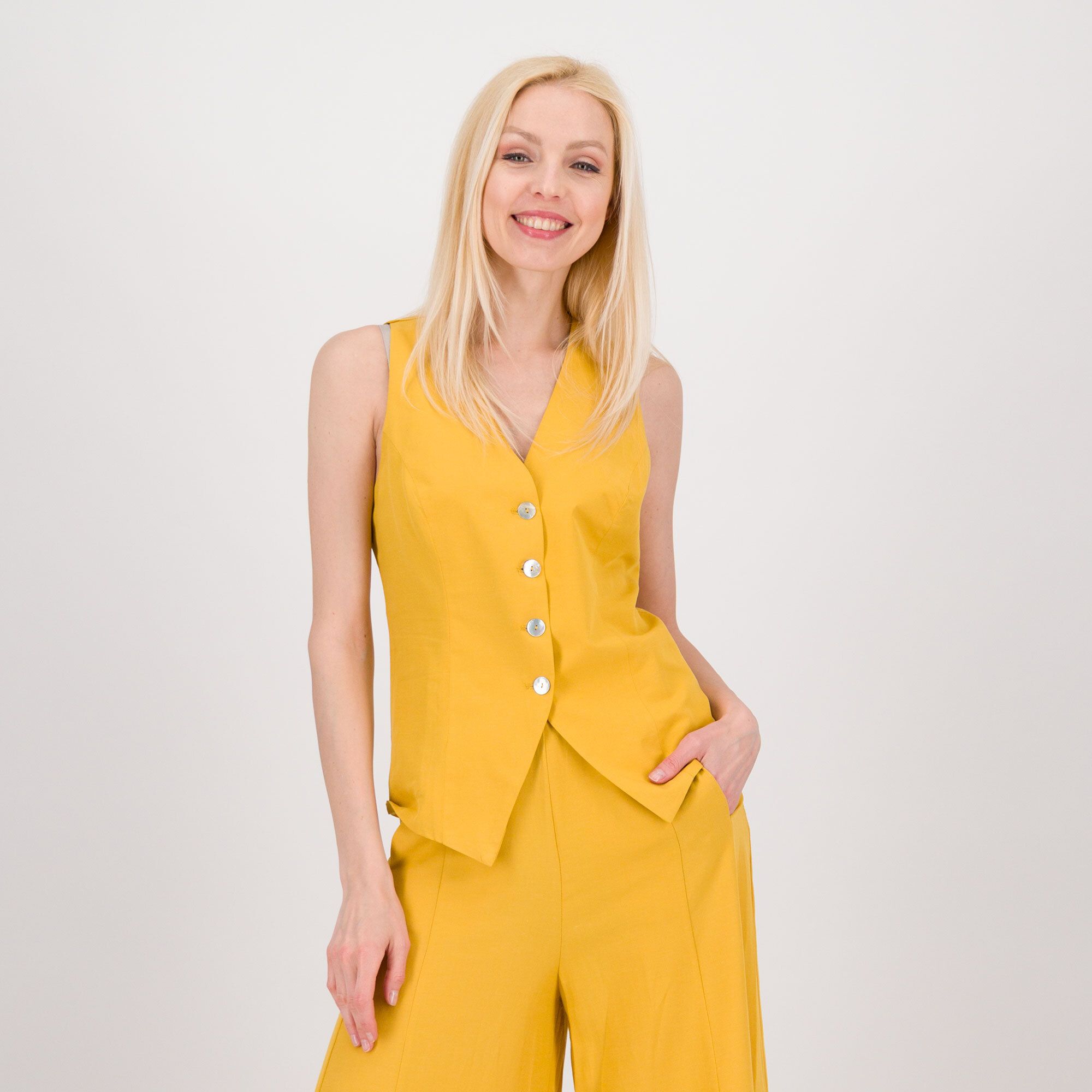 SottoMarino
Gilet abbottonato
in viscosa e
lino