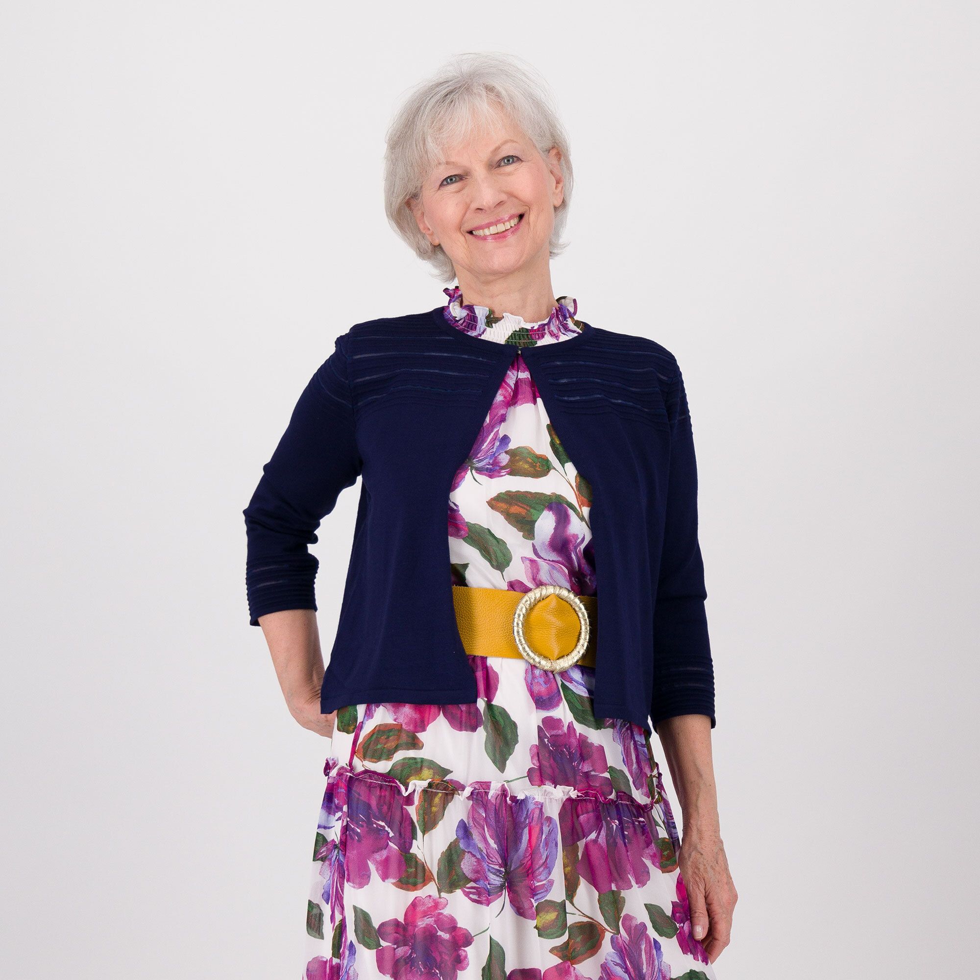 Nina Leonard
Bolerino in maglia
viscosa dettaglio
in punto ottoman