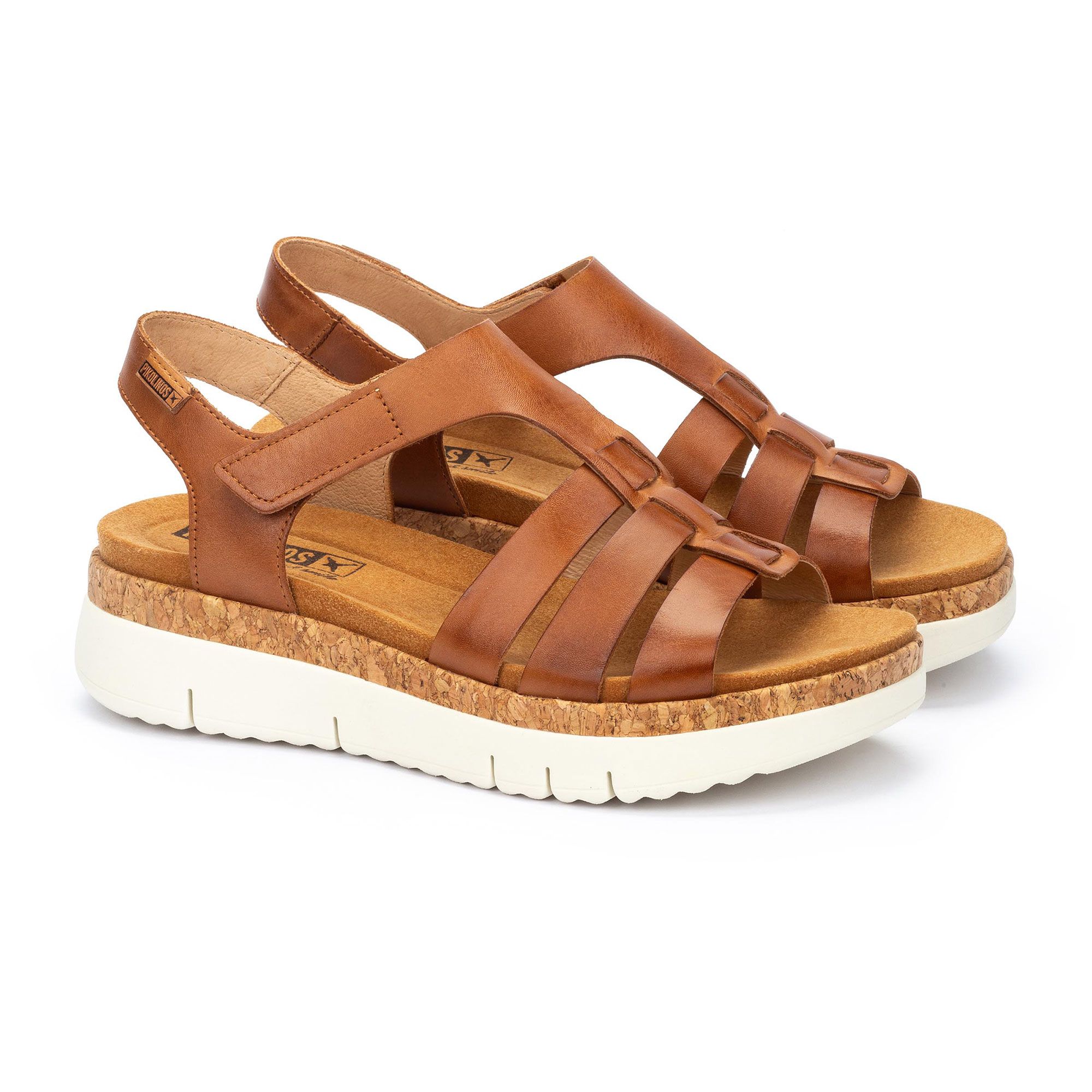 Pikolinos
Sandali a T in pelle
con fasce incrociate
e suola 5 cm