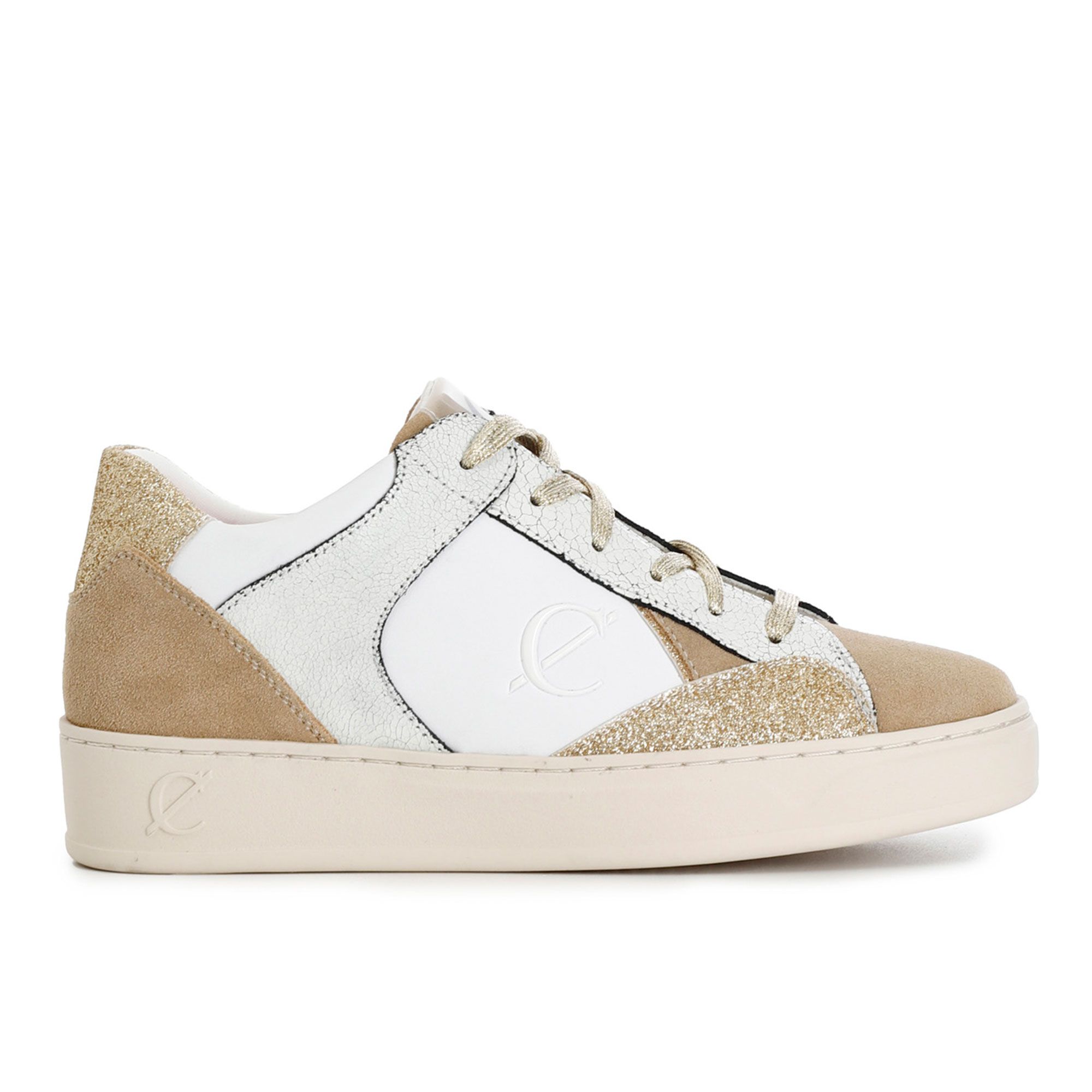 Cafè Noir
Sneaker stringate
in pelle e cuoio
con inserti glitter