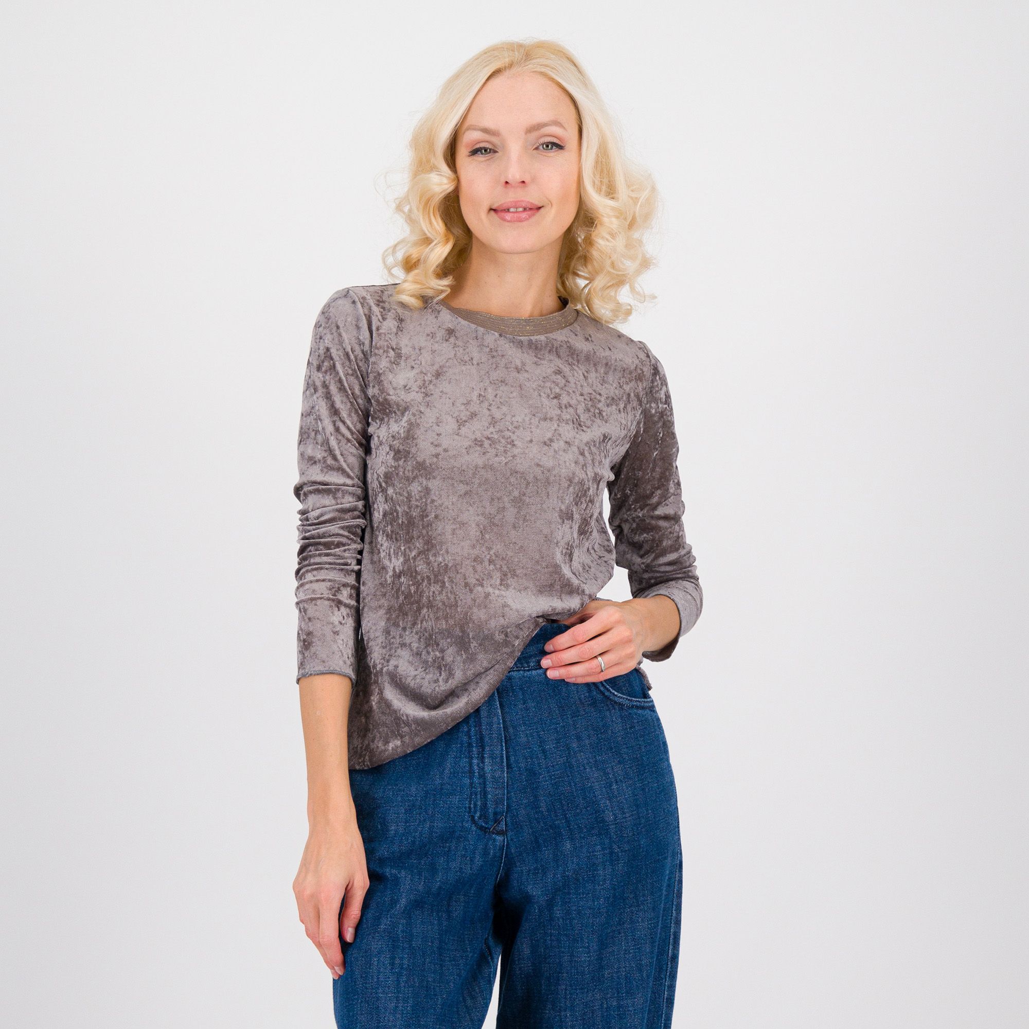 Mood Atelier
Maglia sottogiacca 
in tulle vellutato
con costina lamé