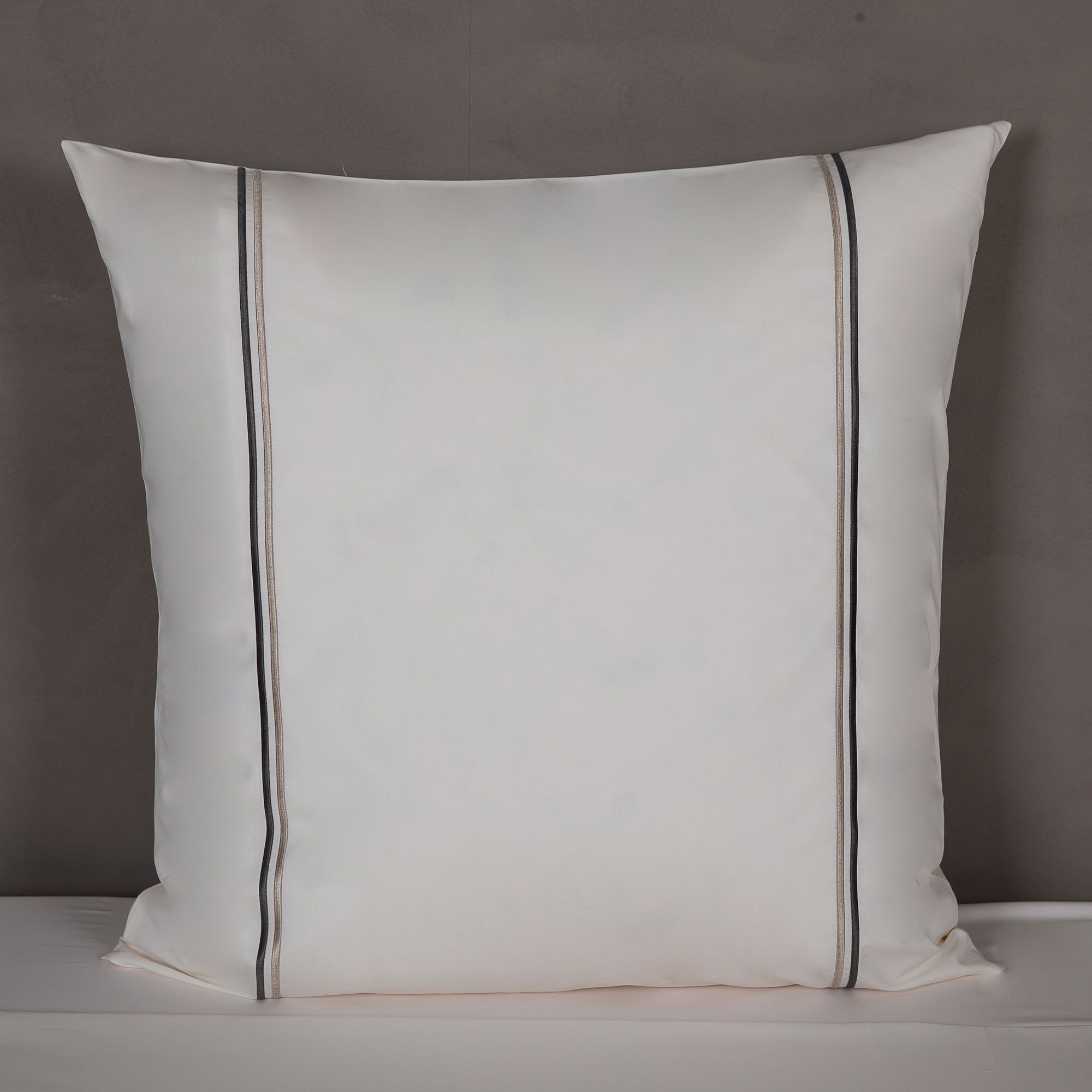 Ferò Federa Aria in cotone percalle con doppio bourdon bicolore