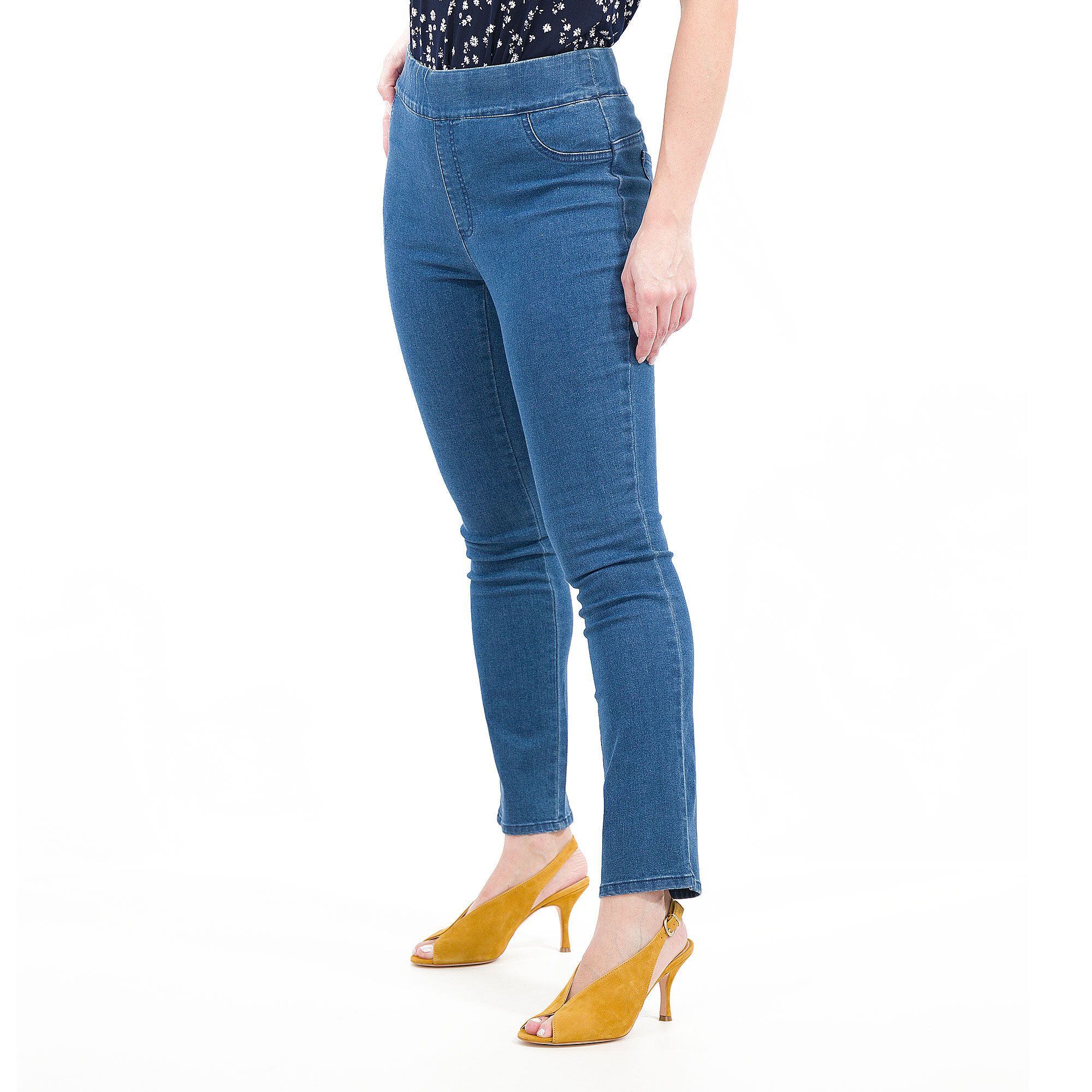 QVC Nina Leonard Jeans super stretch con tasche applicate dietro Spacchetti al fondo