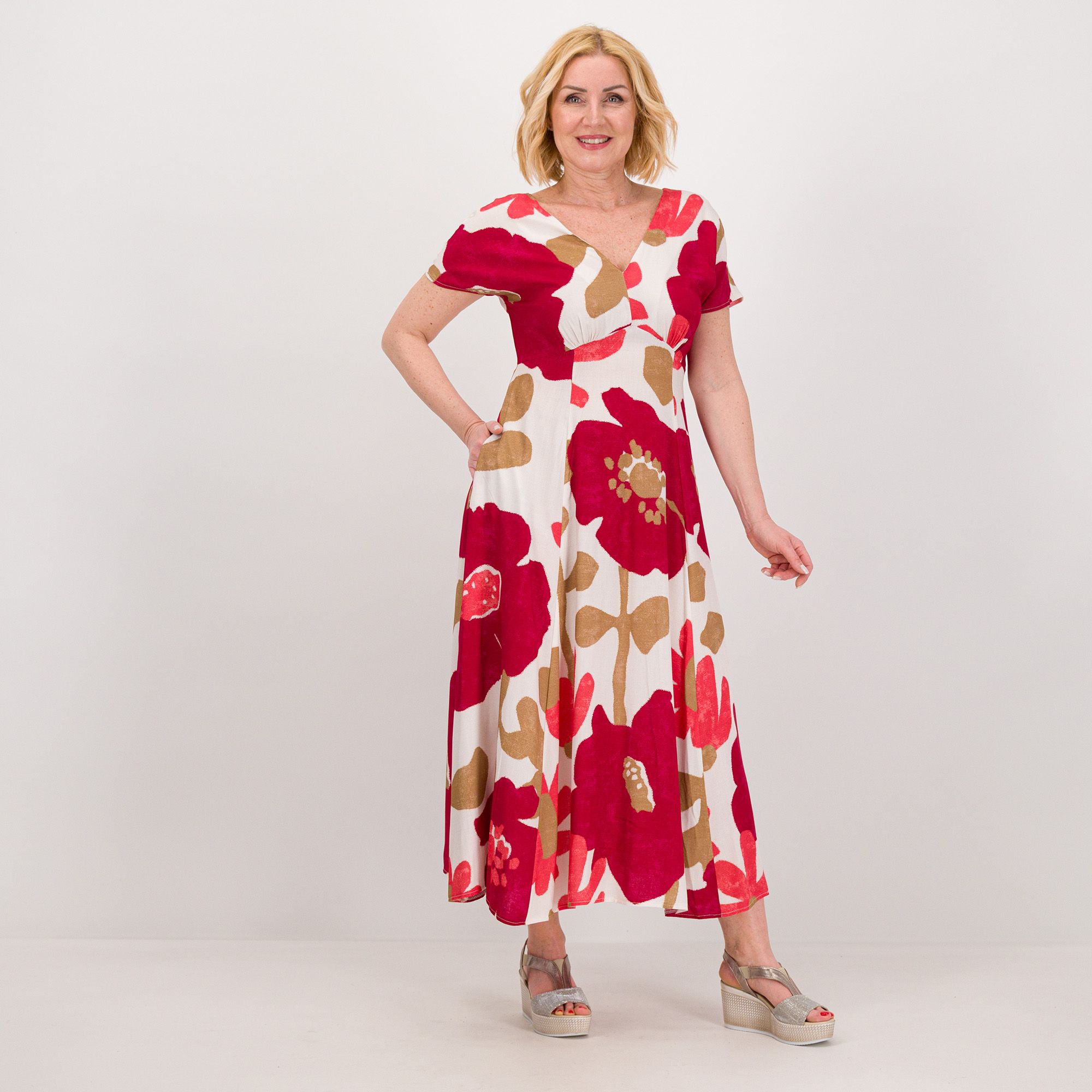 SottoMarino
Abito lungo fantasia
con manica corta