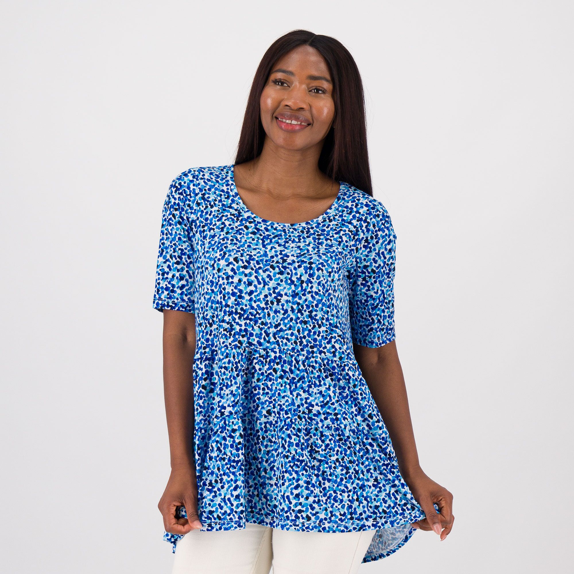 Nina Leonard
Maglia in jersey
fantasia
con balza