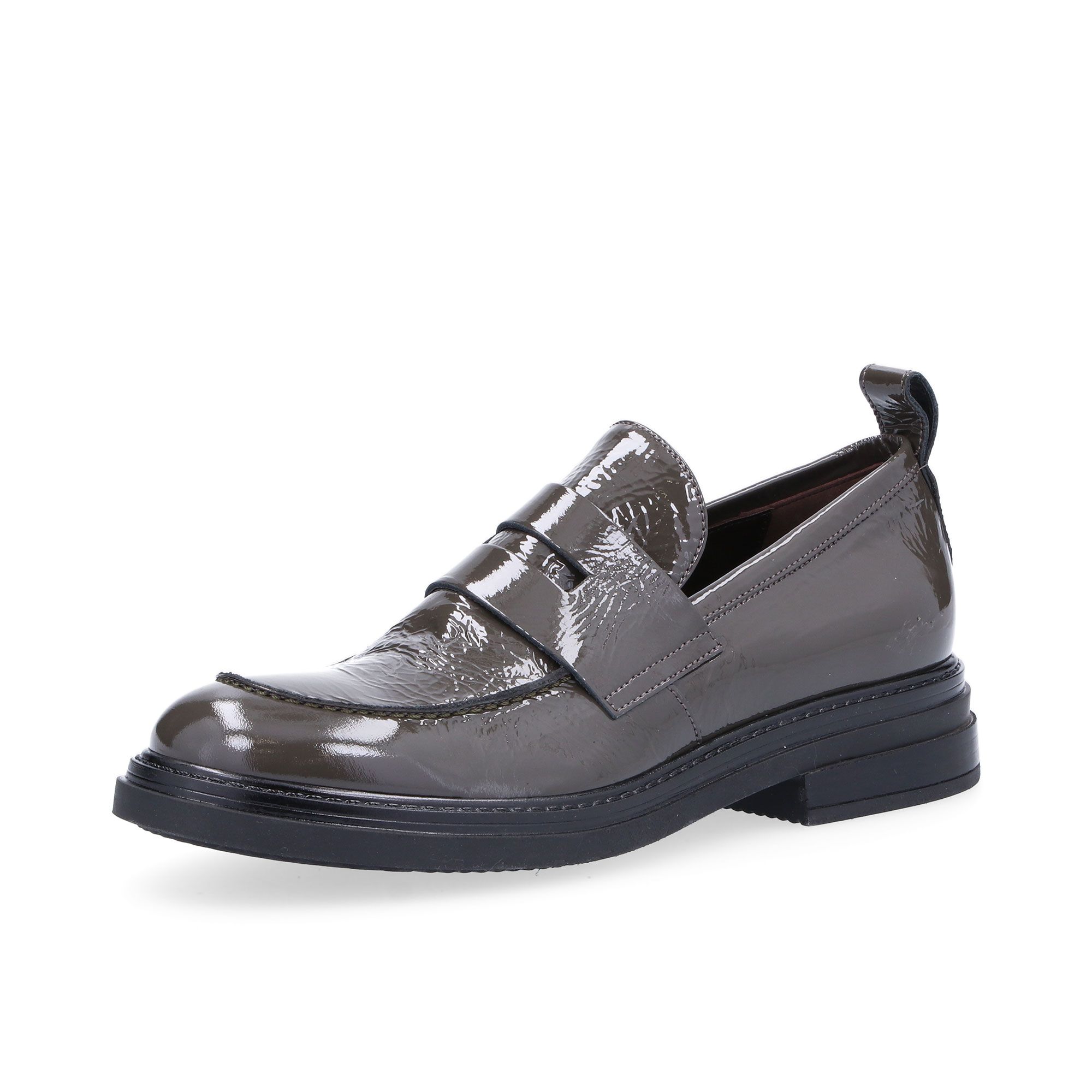 FAIRE
Mocassini in pelle
verniciata
con tacco 3,5cm