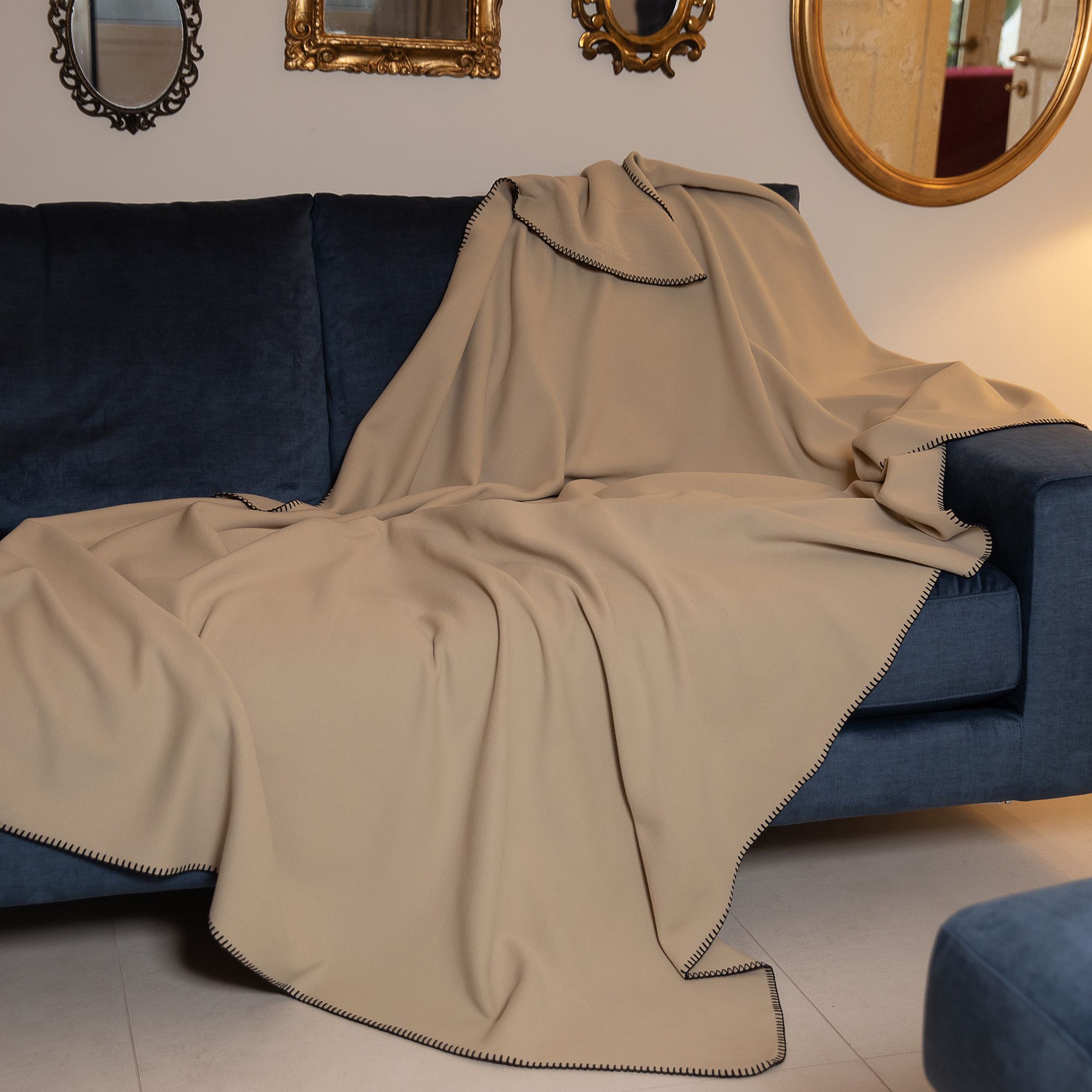 Ferò
CozyStyle
Plaid in pile