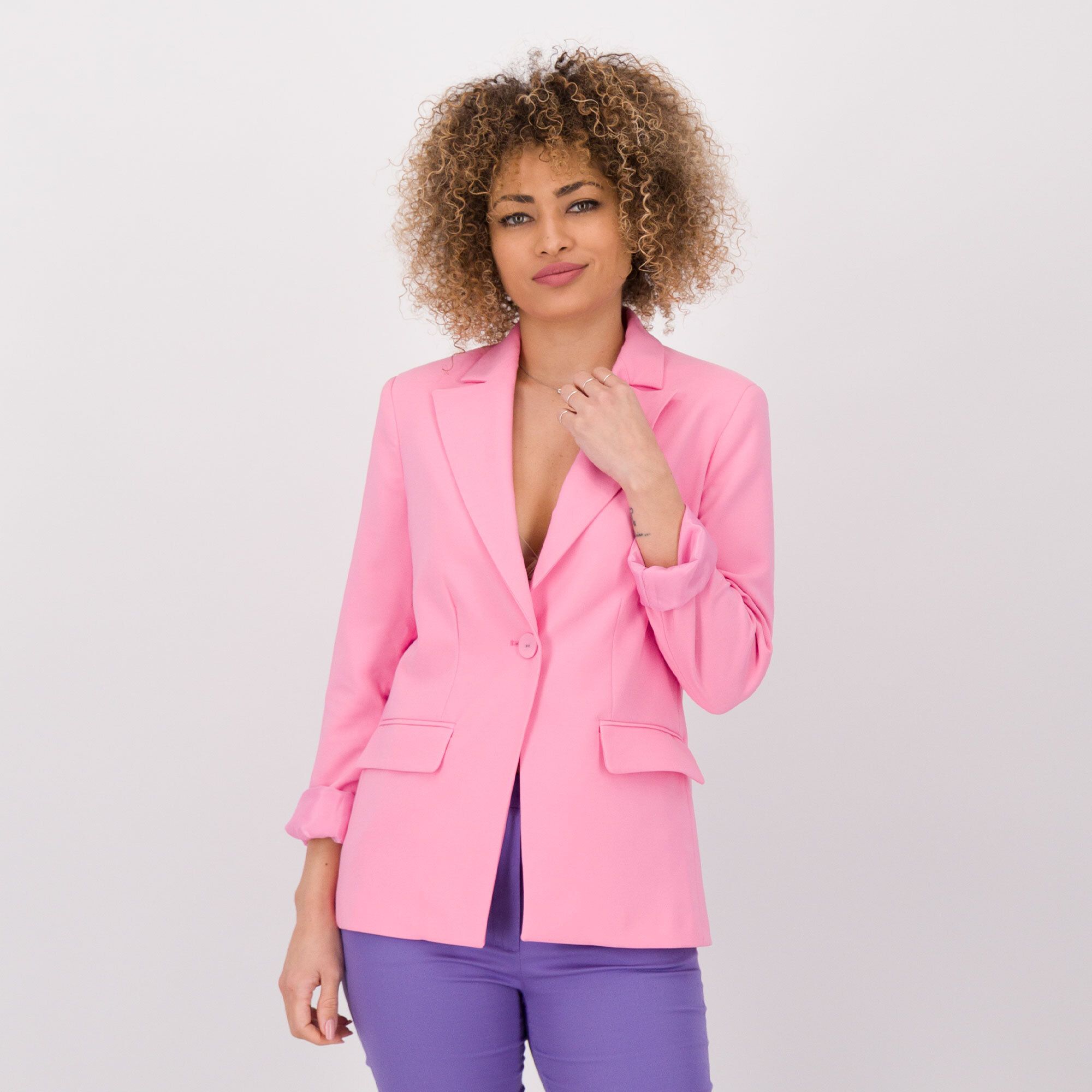 Caterina Lancini
Blazer a un bottone
Collo con revers
Tasche con pattina