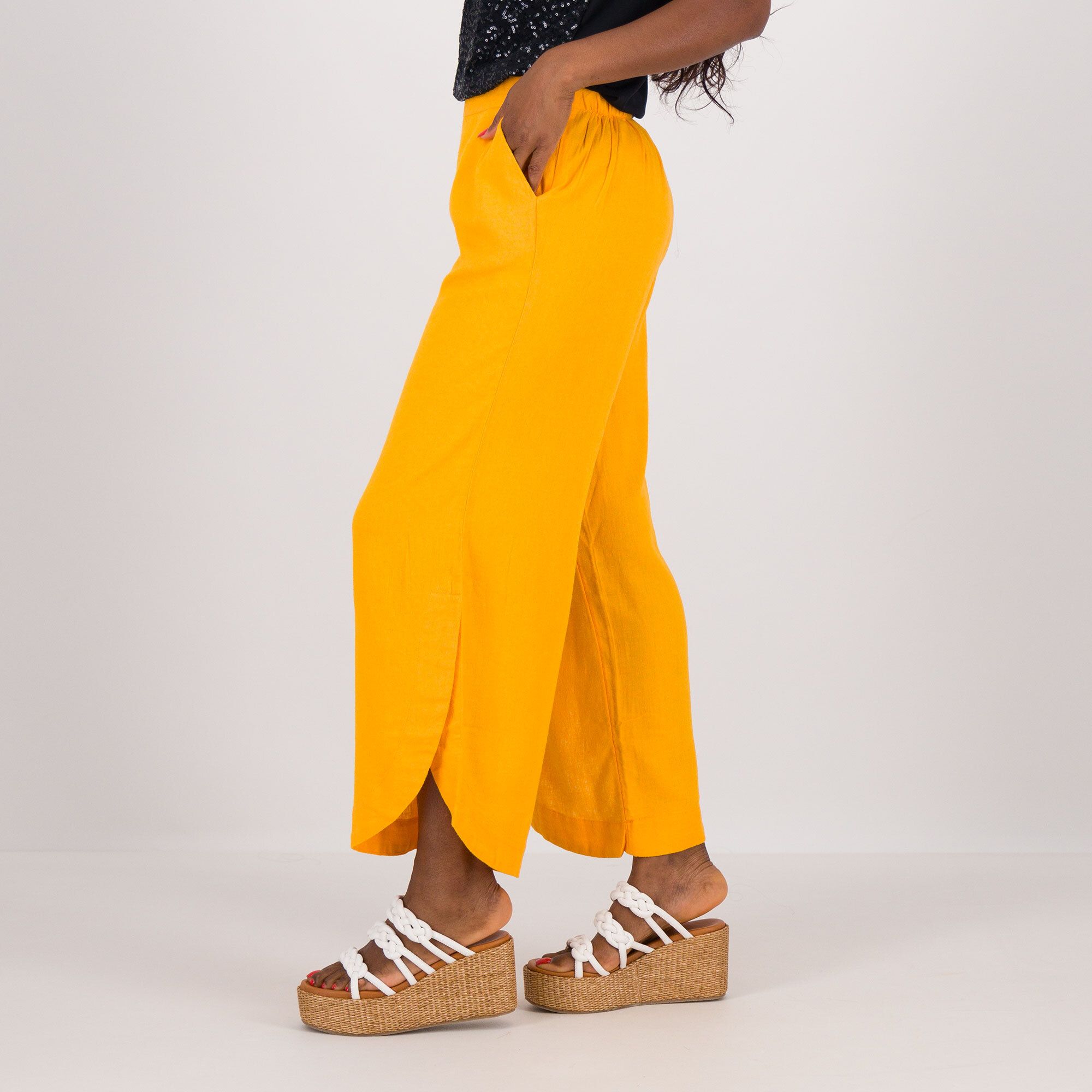 Isaac Mizrahi Live!
Pantaloni cropped
a gamba larga in
lino e viscosa